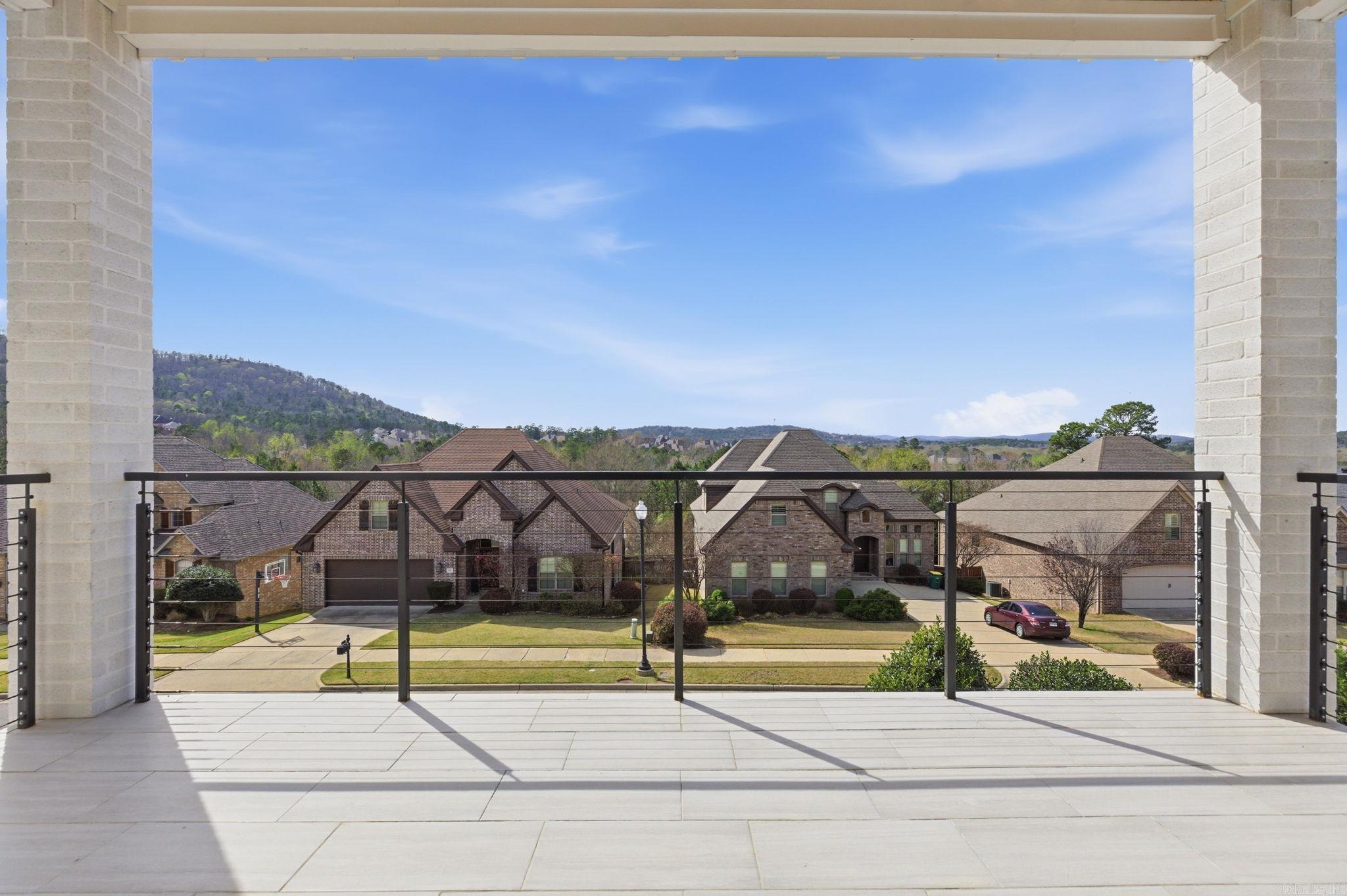 CHENAL VALLEY TOURNAY CIRCLE - Residential