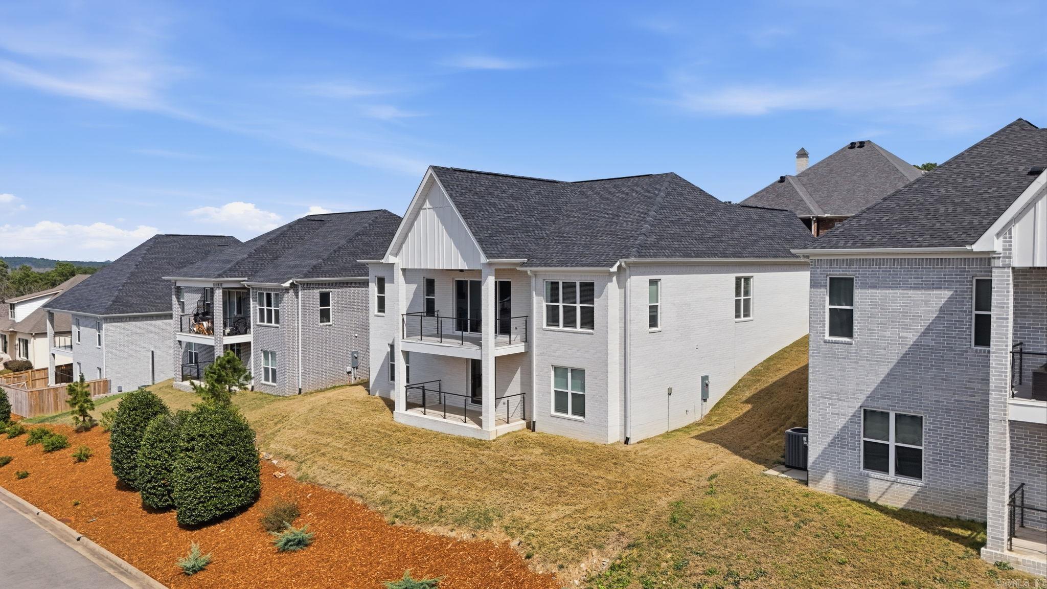 CHENAL VALLEY TOURNAY CIRCLE - Residential