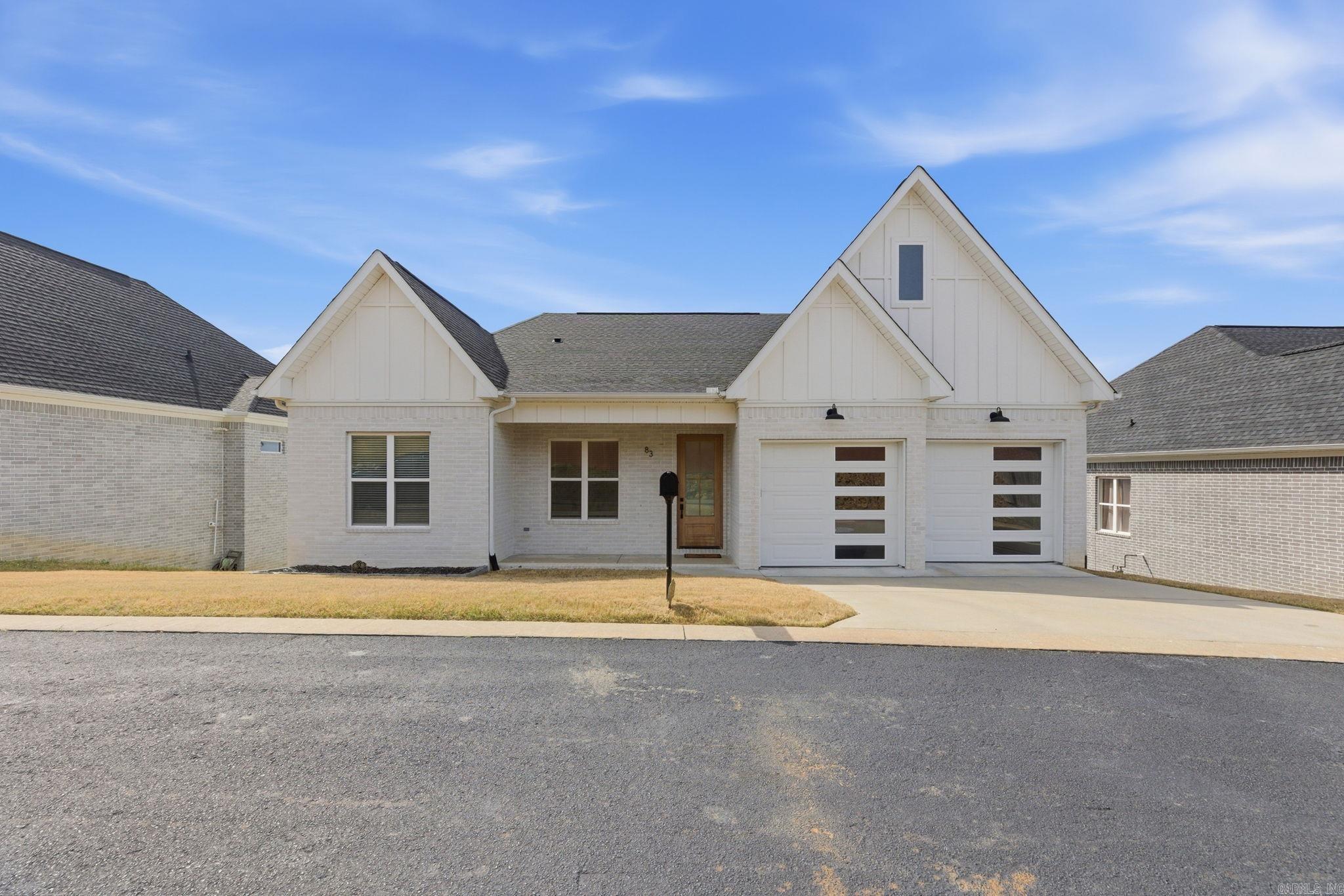 CHENAL VALLEY TOURNAY CIRCLE - Residential