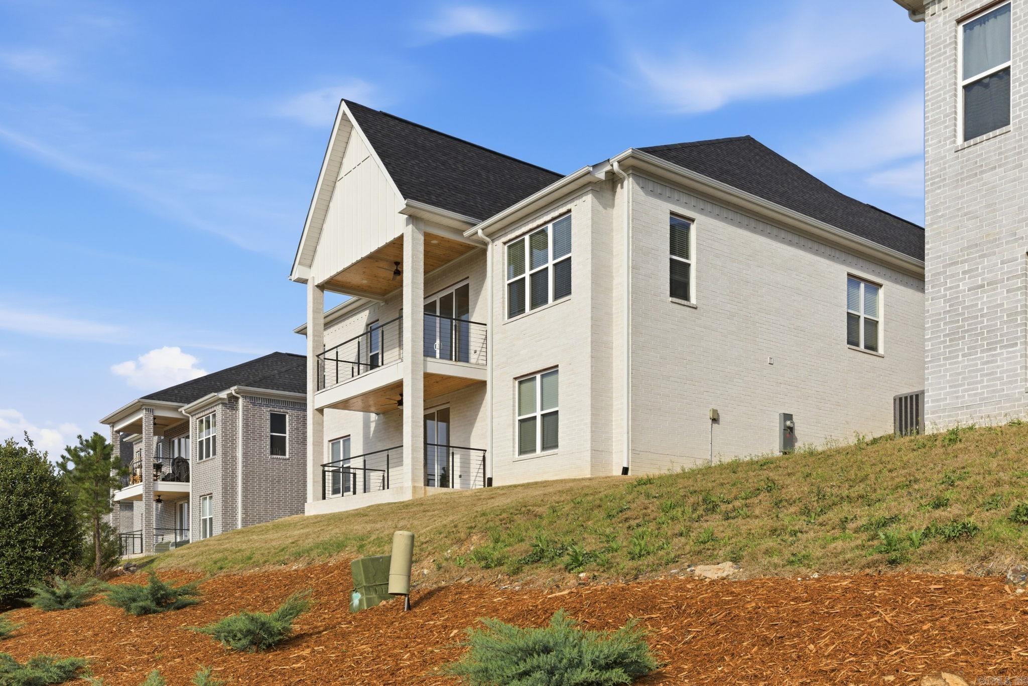 CHENAL VALLEY TOURNAY CIRCLE - Residential