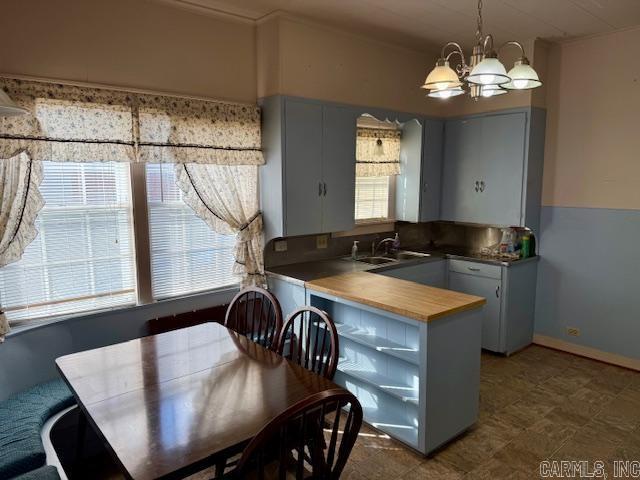 THOMPSON HEIGHTS - Residential