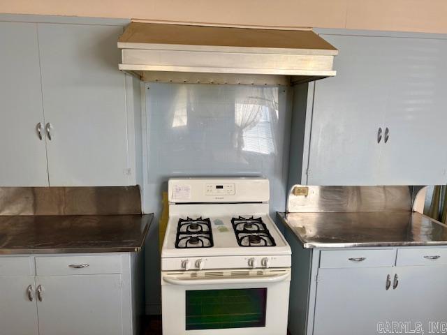 THOMPSON HEIGHTS - Residential