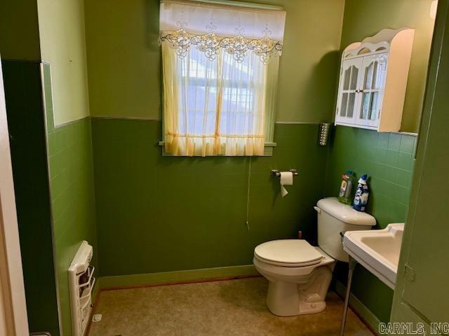 THOMPSON HEIGHTS - Residential