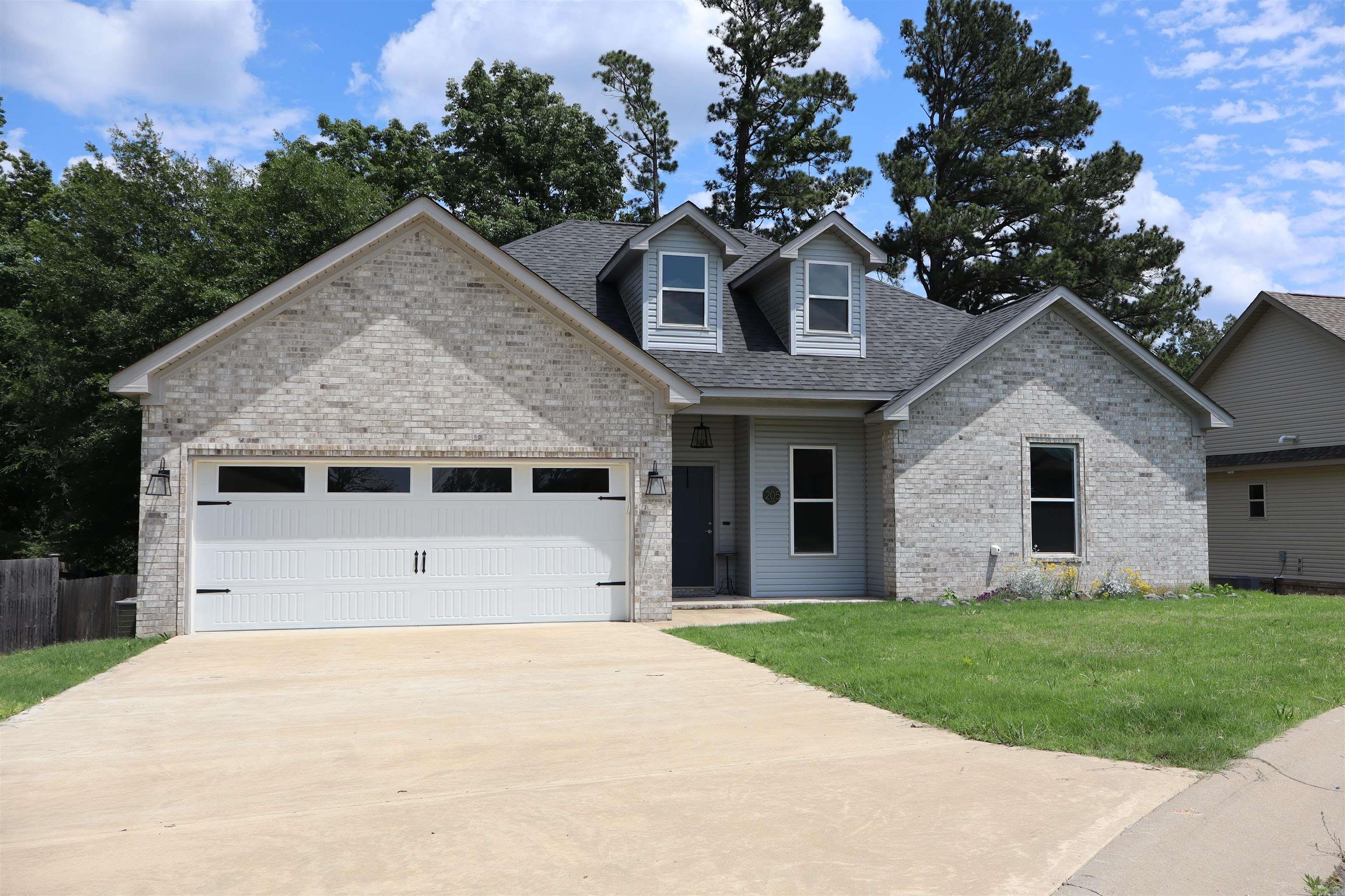 Walkway Pointe - Residential Lease