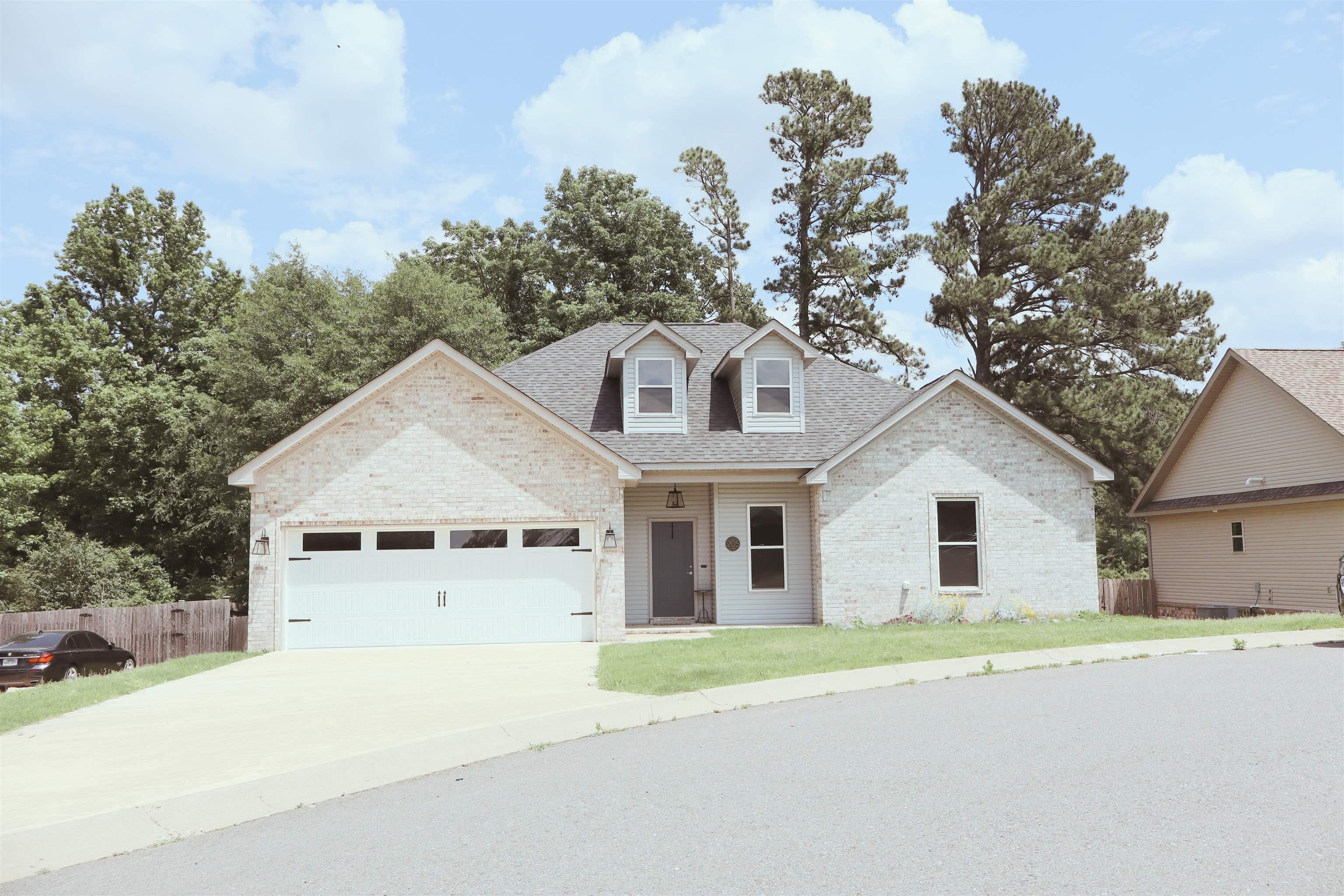 Walkway Pointe - Residential Lease