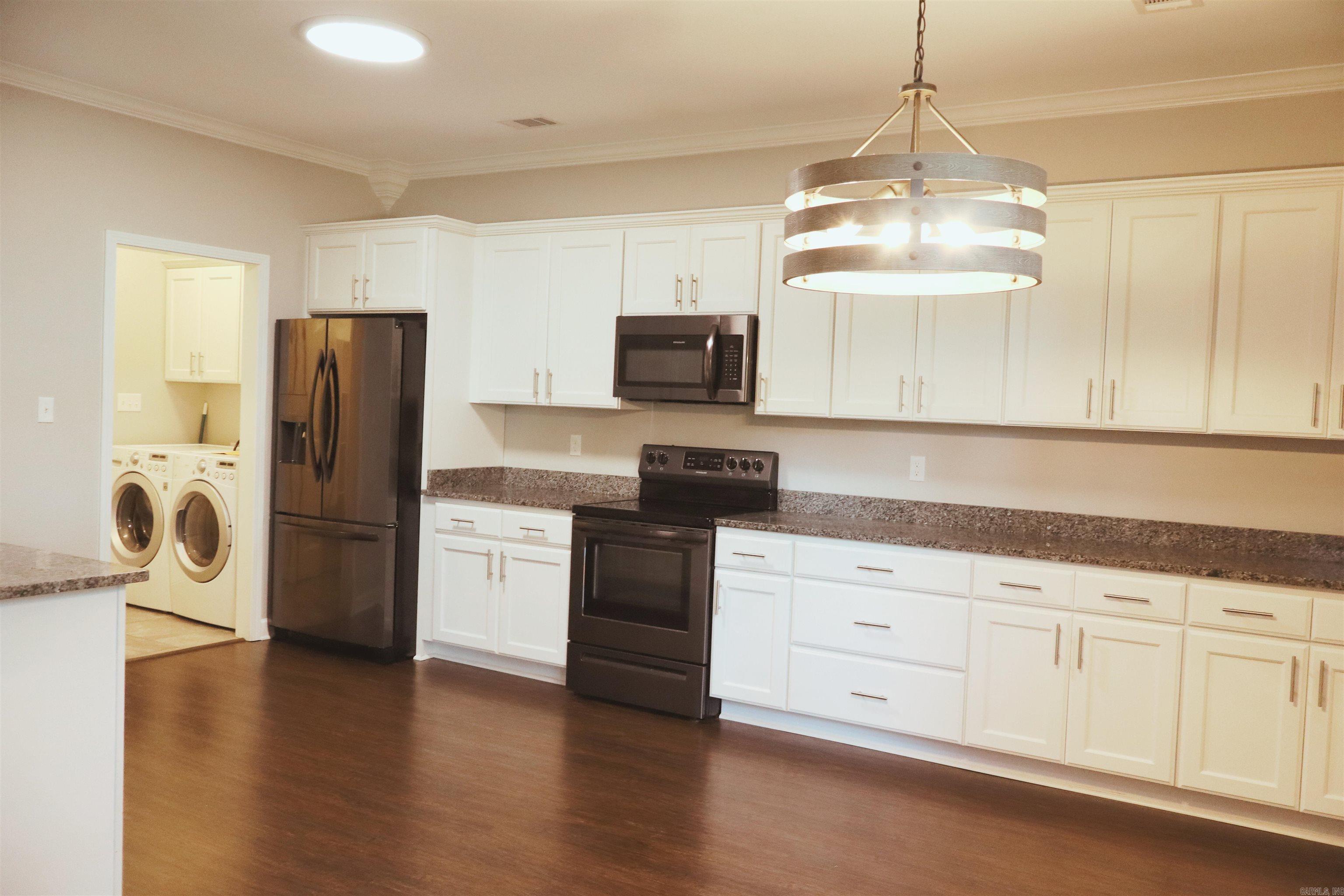 Walkway Pointe - Residential Lease