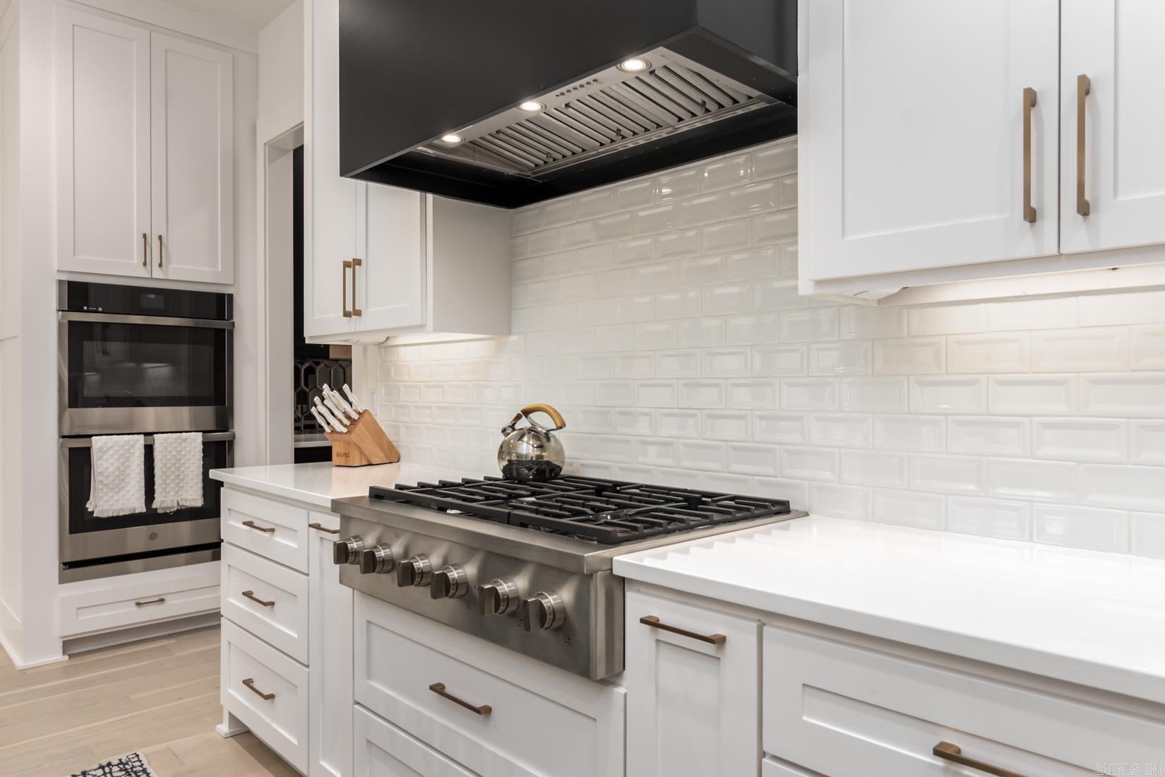 BELLA ROSA ESTATES - Residential