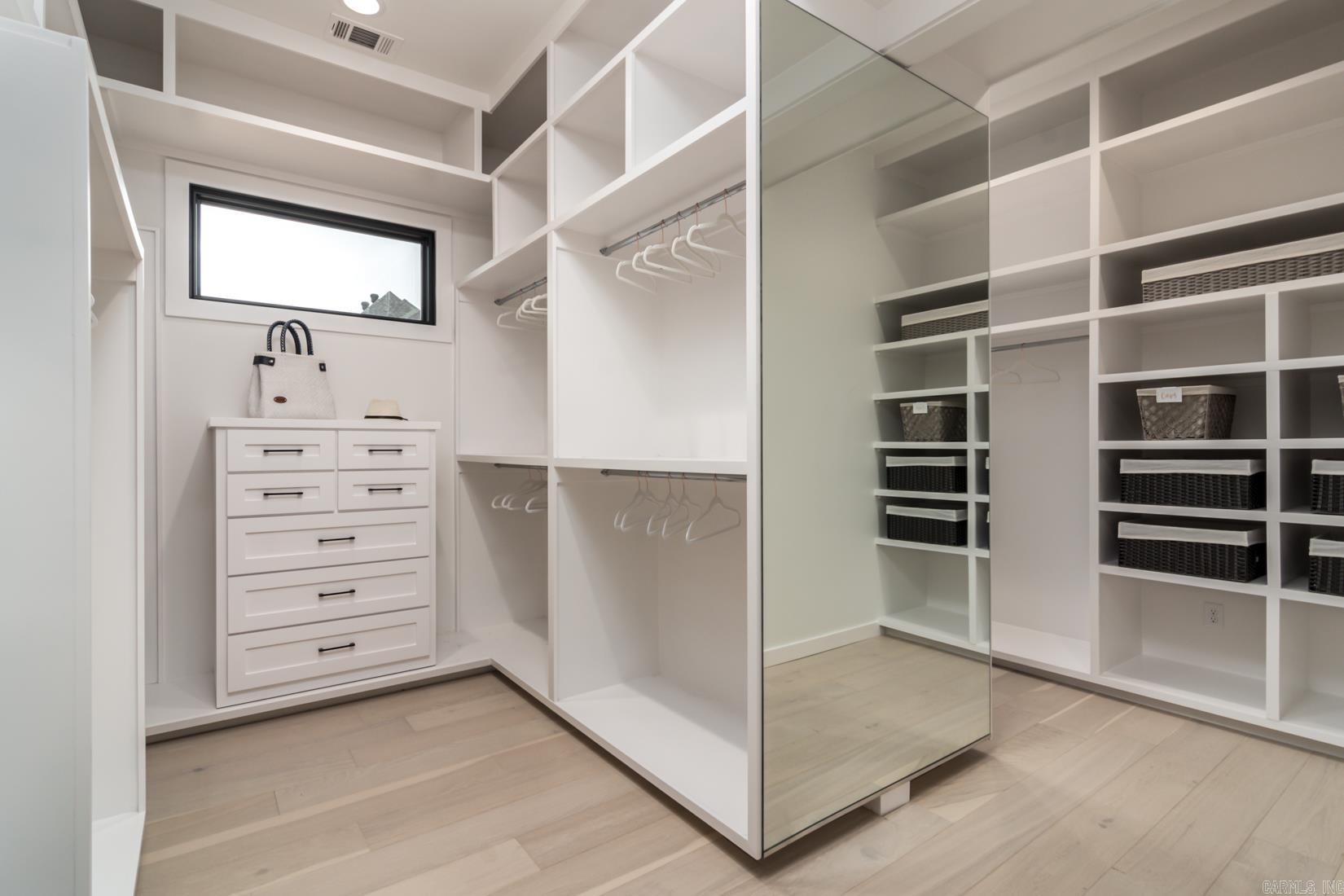 BELLA ROSA ESTATES - Residential