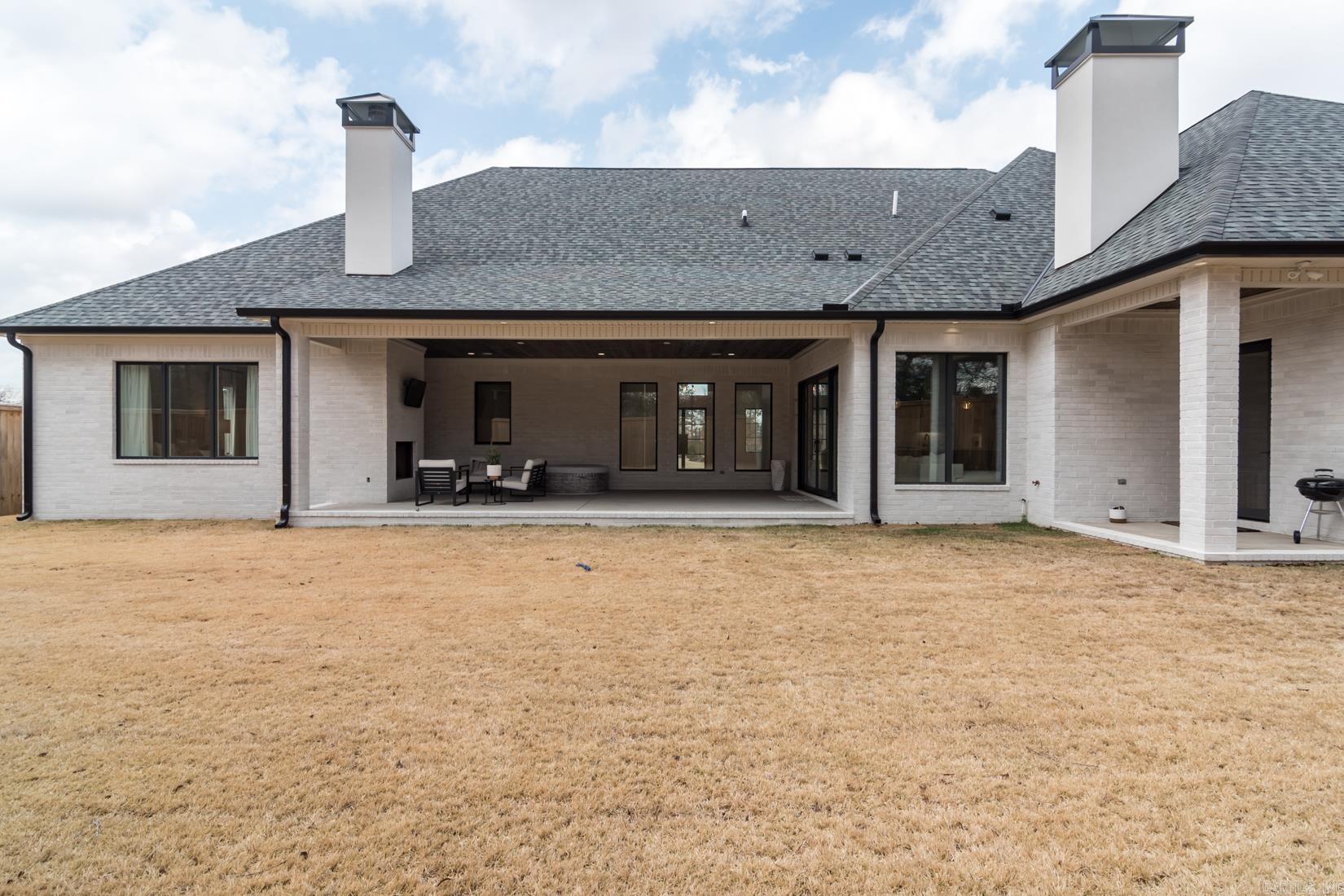 BELLA ROSA ESTATES - Residential