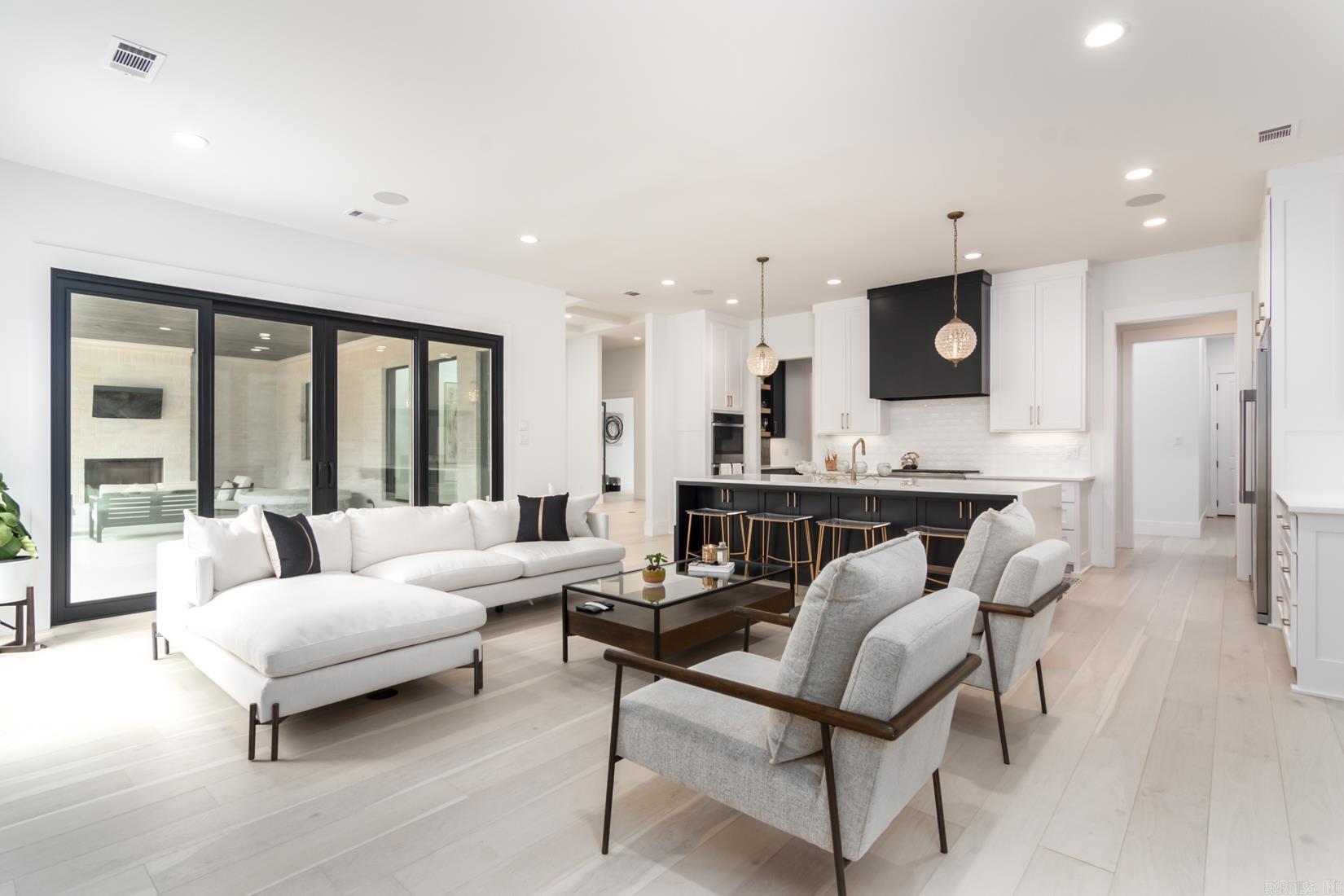 BELLA ROSA ESTATES - Residential