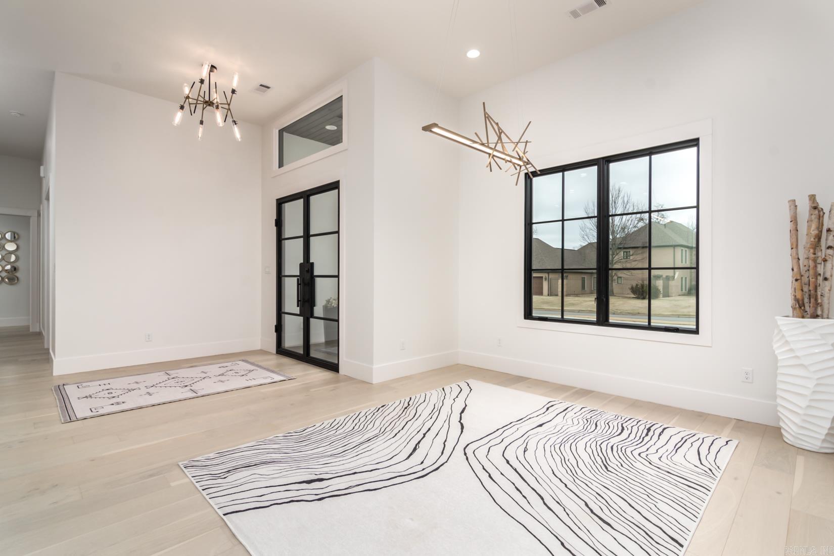 BELLA ROSA ESTATES - Residential