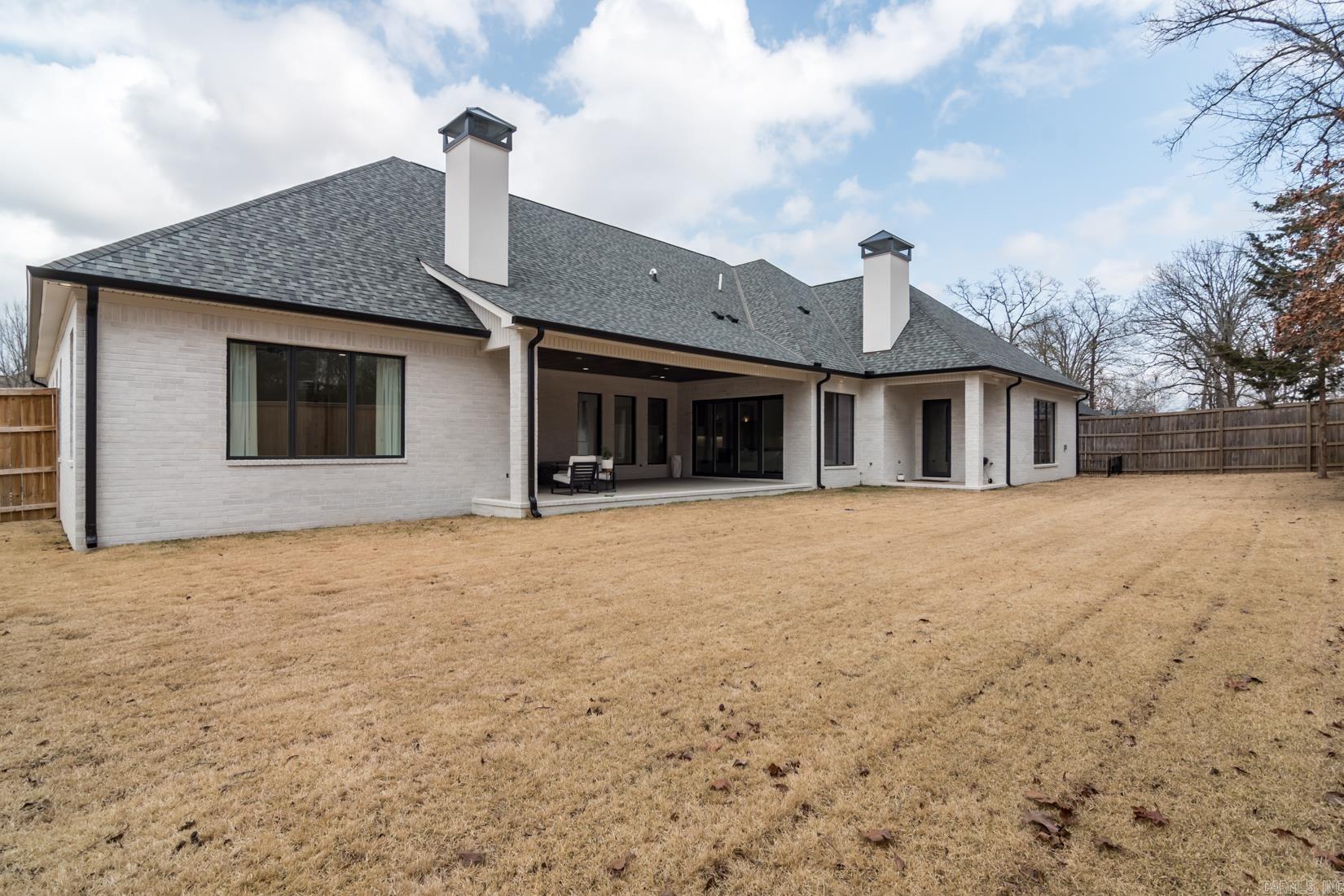 BELLA ROSA ESTATES - Residential