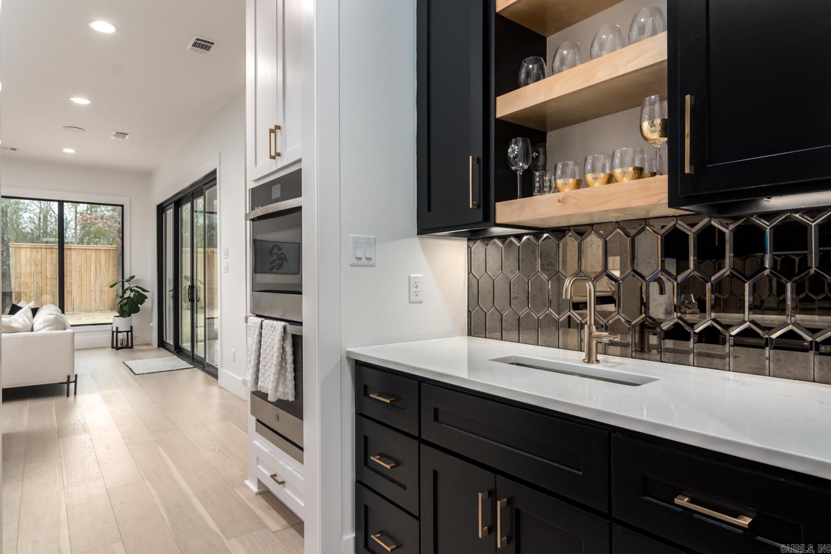 BELLA ROSA ESTATES - Residential