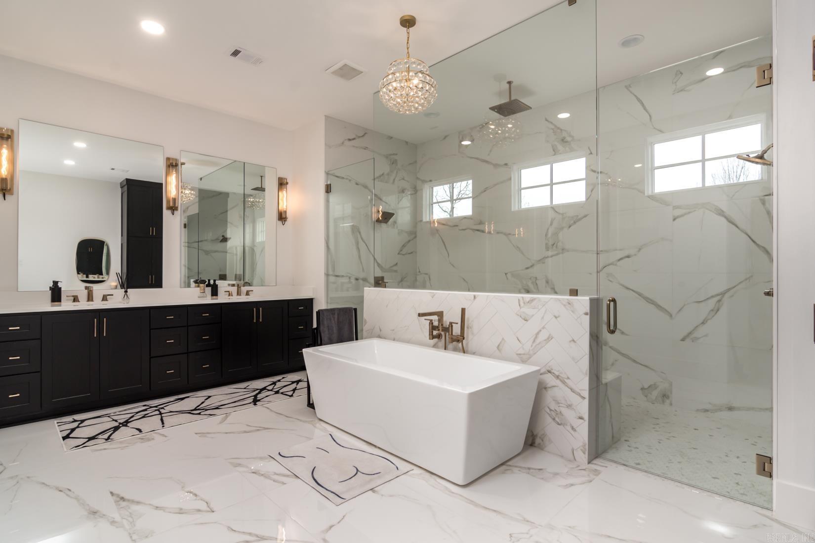 BELLA ROSA ESTATES - Residential