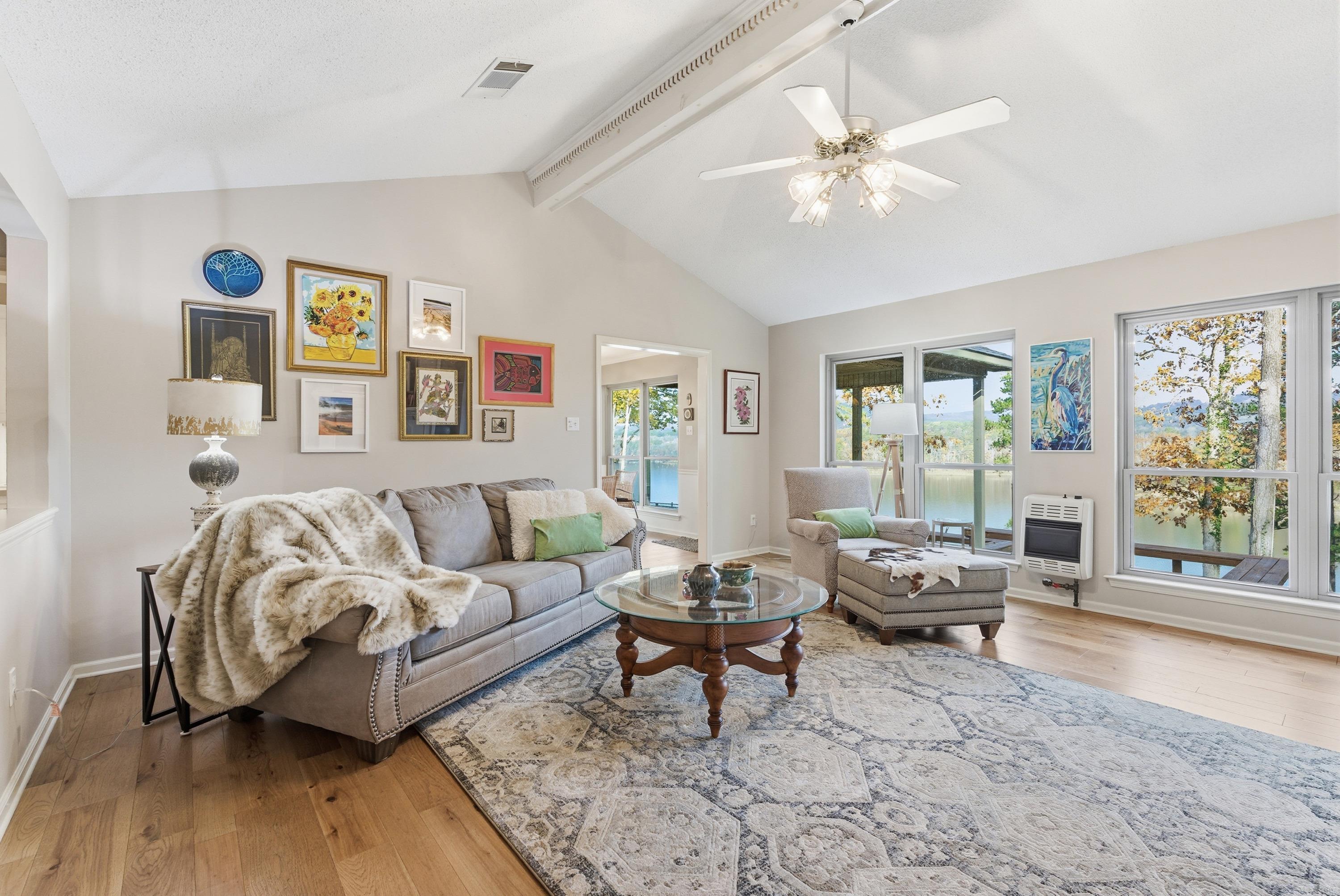 SKYPOINT ESTATES - LAKE - Residential