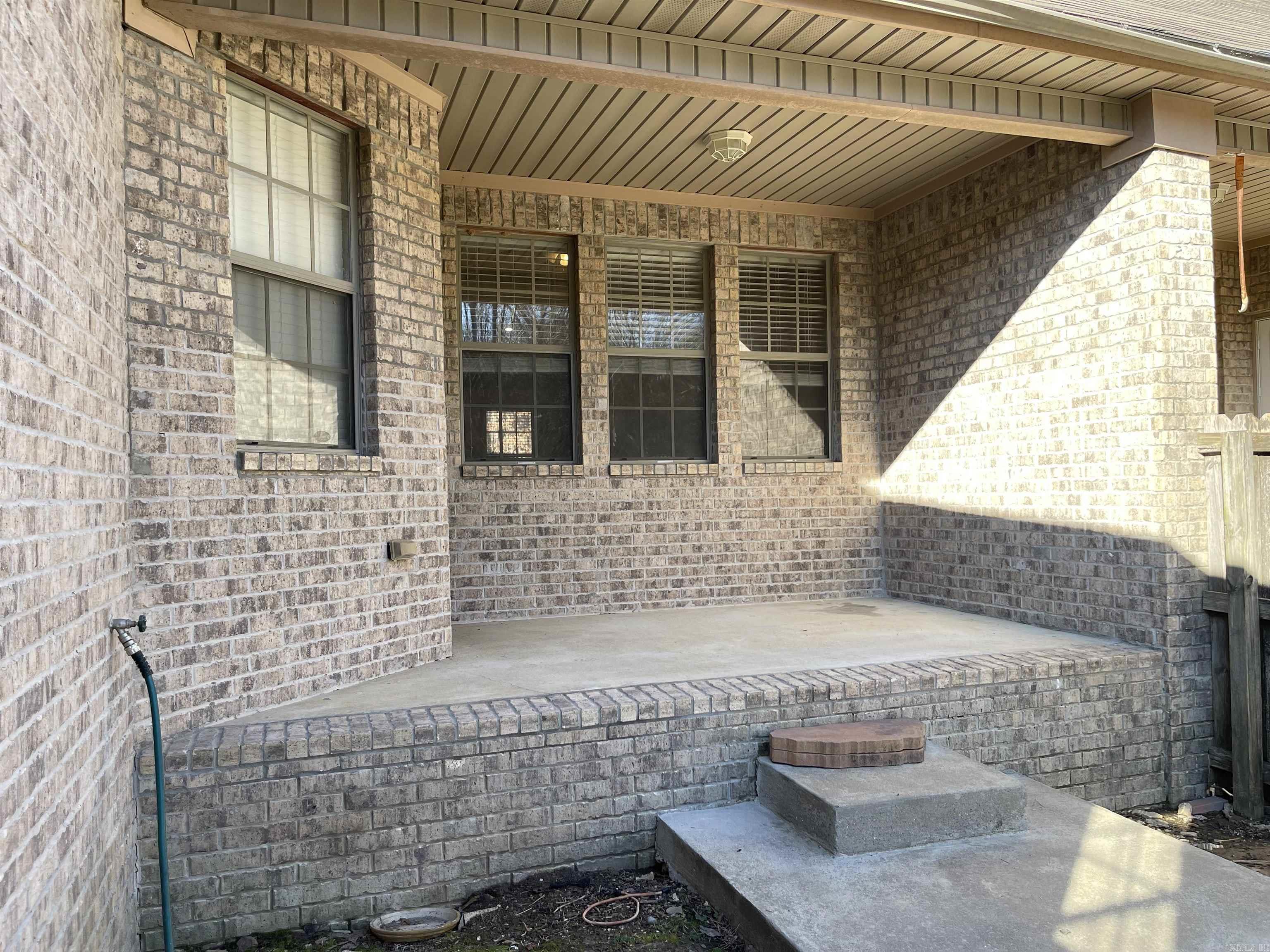 13-2-31 - Residential Lease