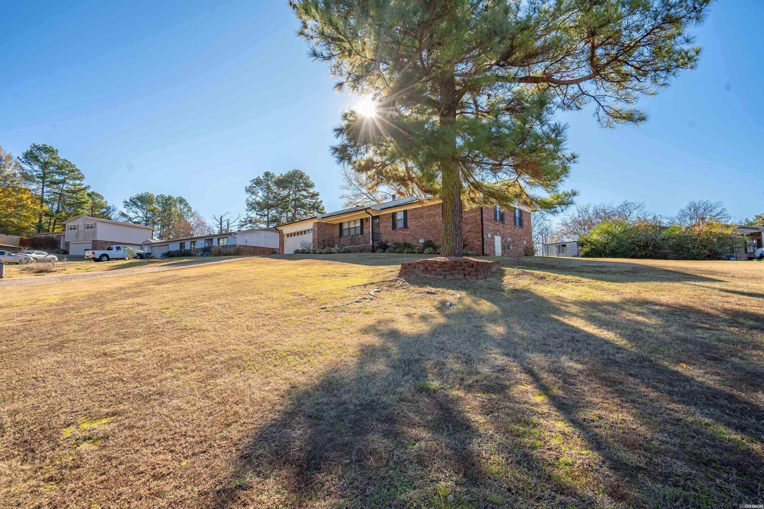 PINE MEADOWS - Residential