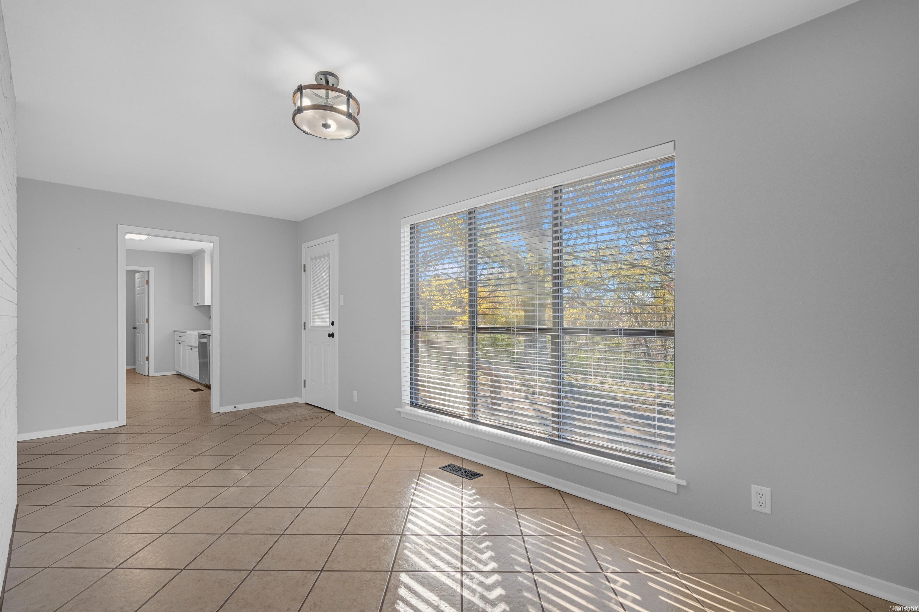 PINE MEADOWS - Residential