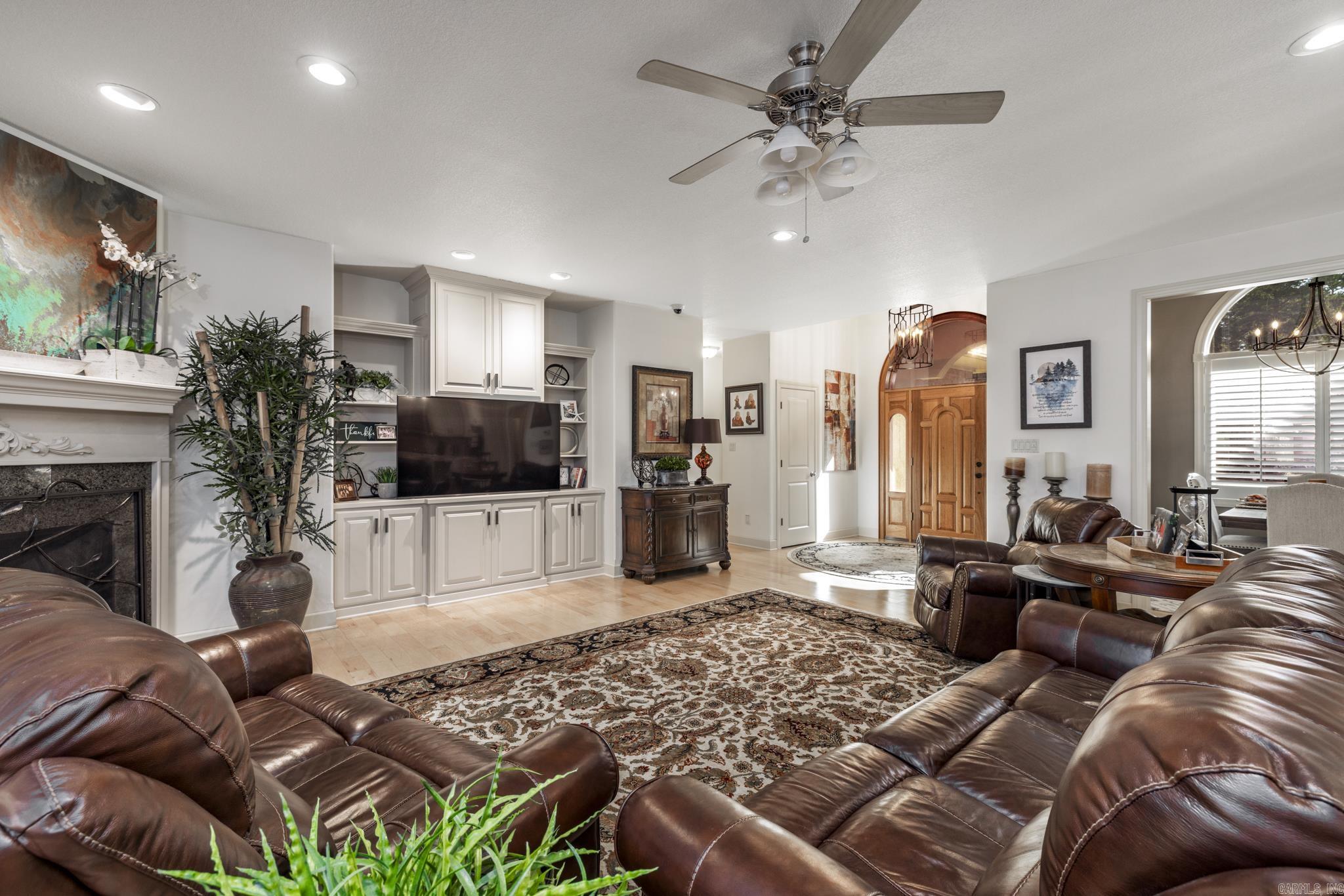 CANTERBURY HEIGHTS - Residential