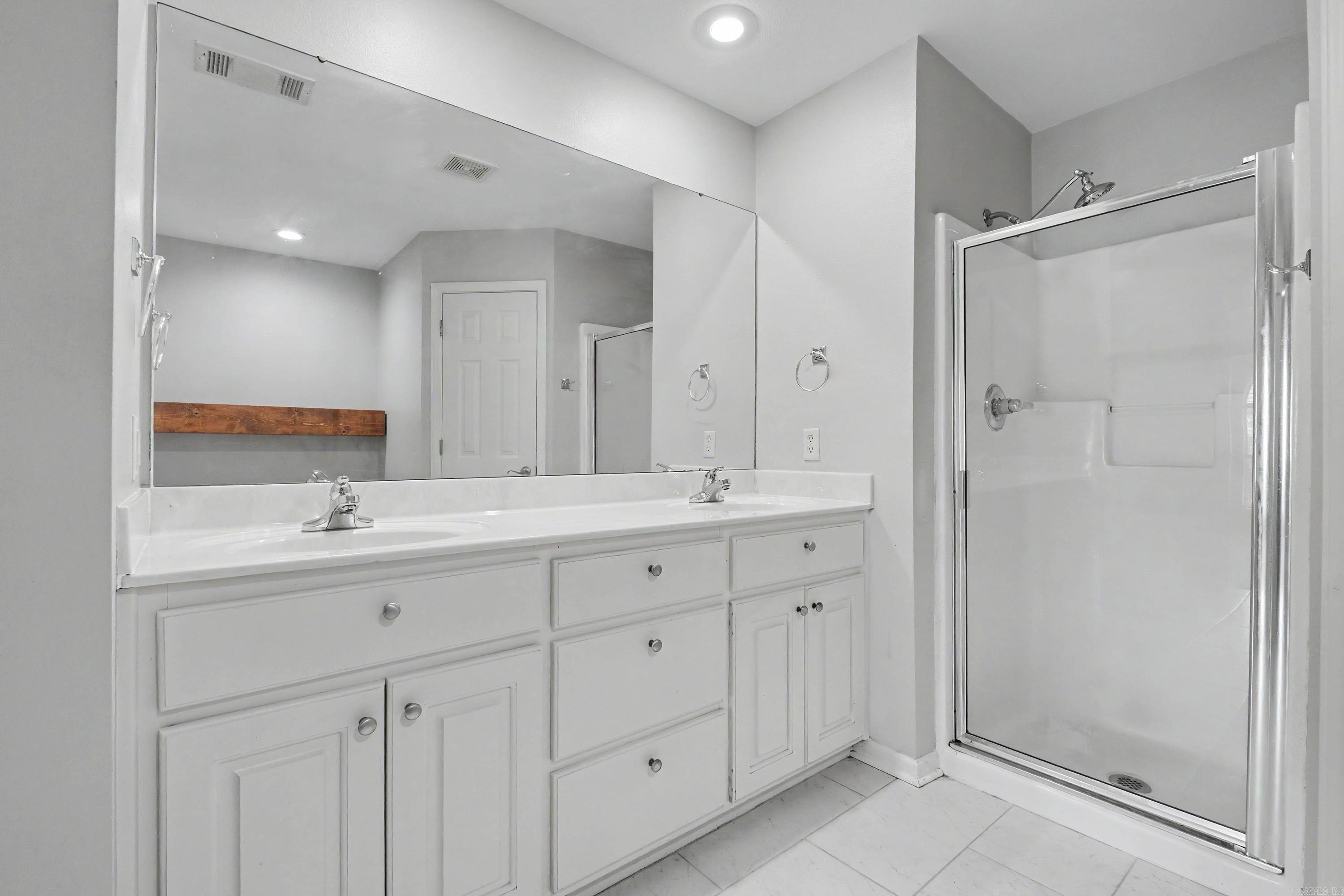 WOODRUFF CREEK - Residential