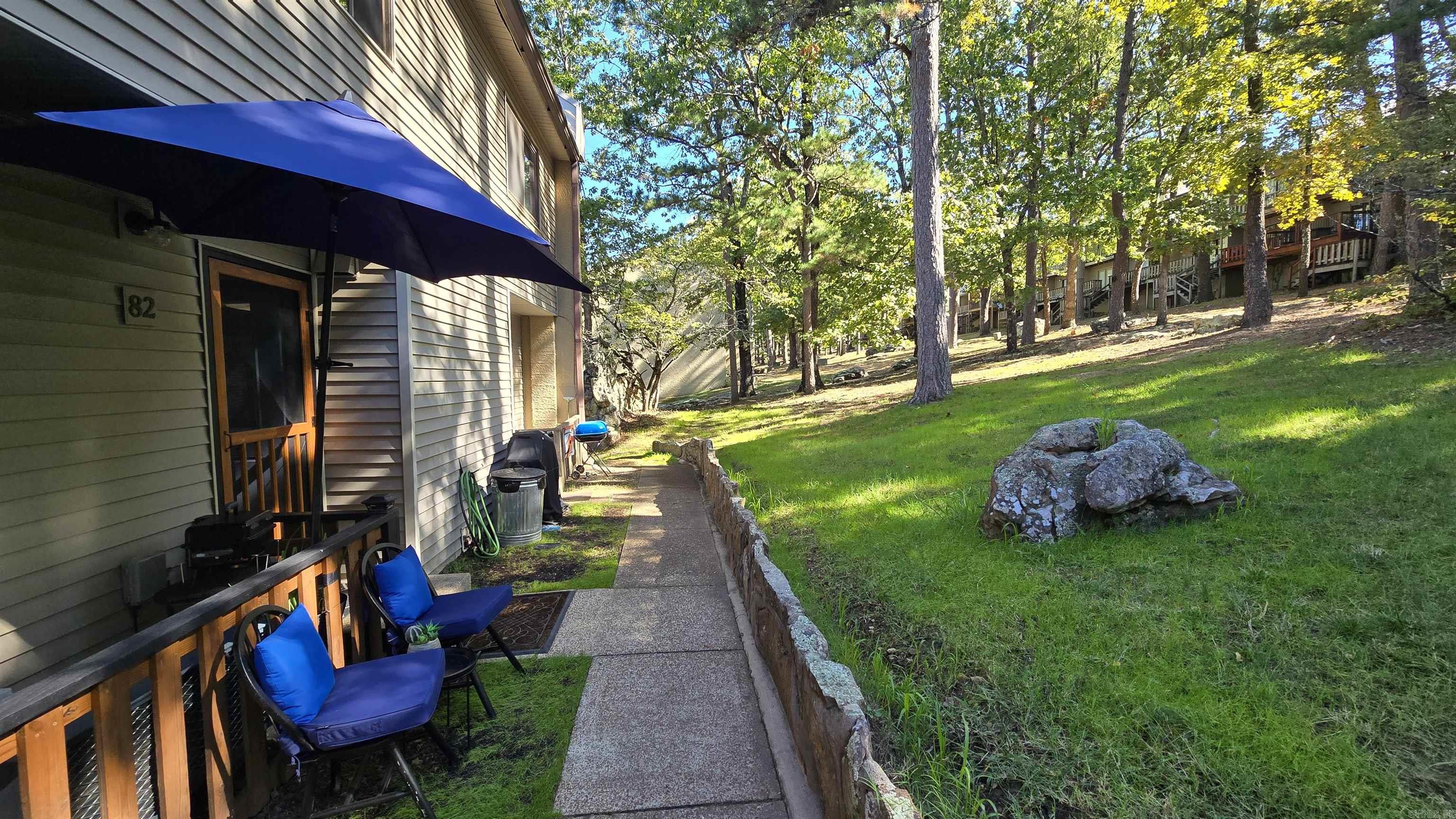 CHELSEA GLADE CONDO - Residential