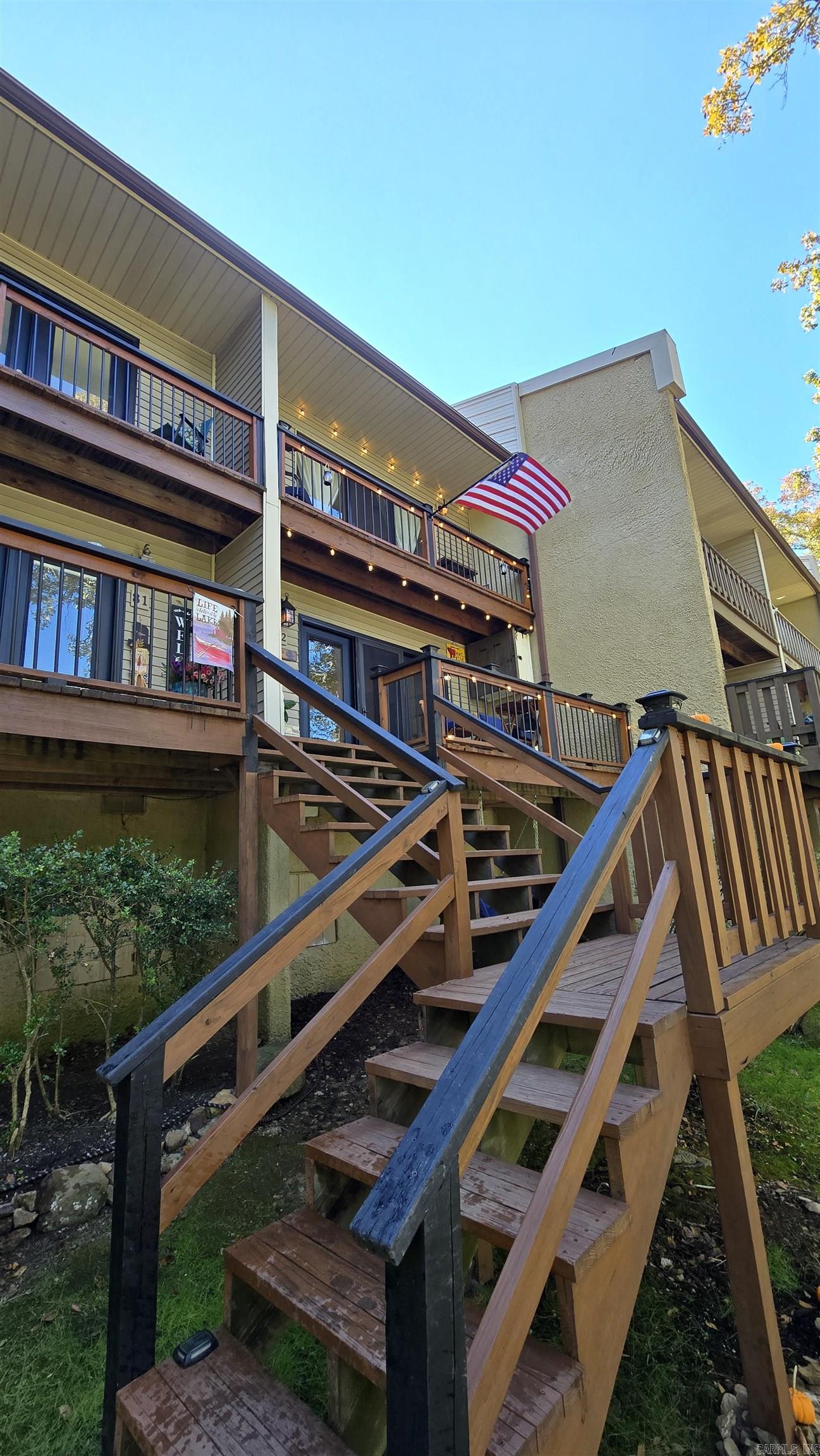 CHELSEA GLADE CONDO - Residential