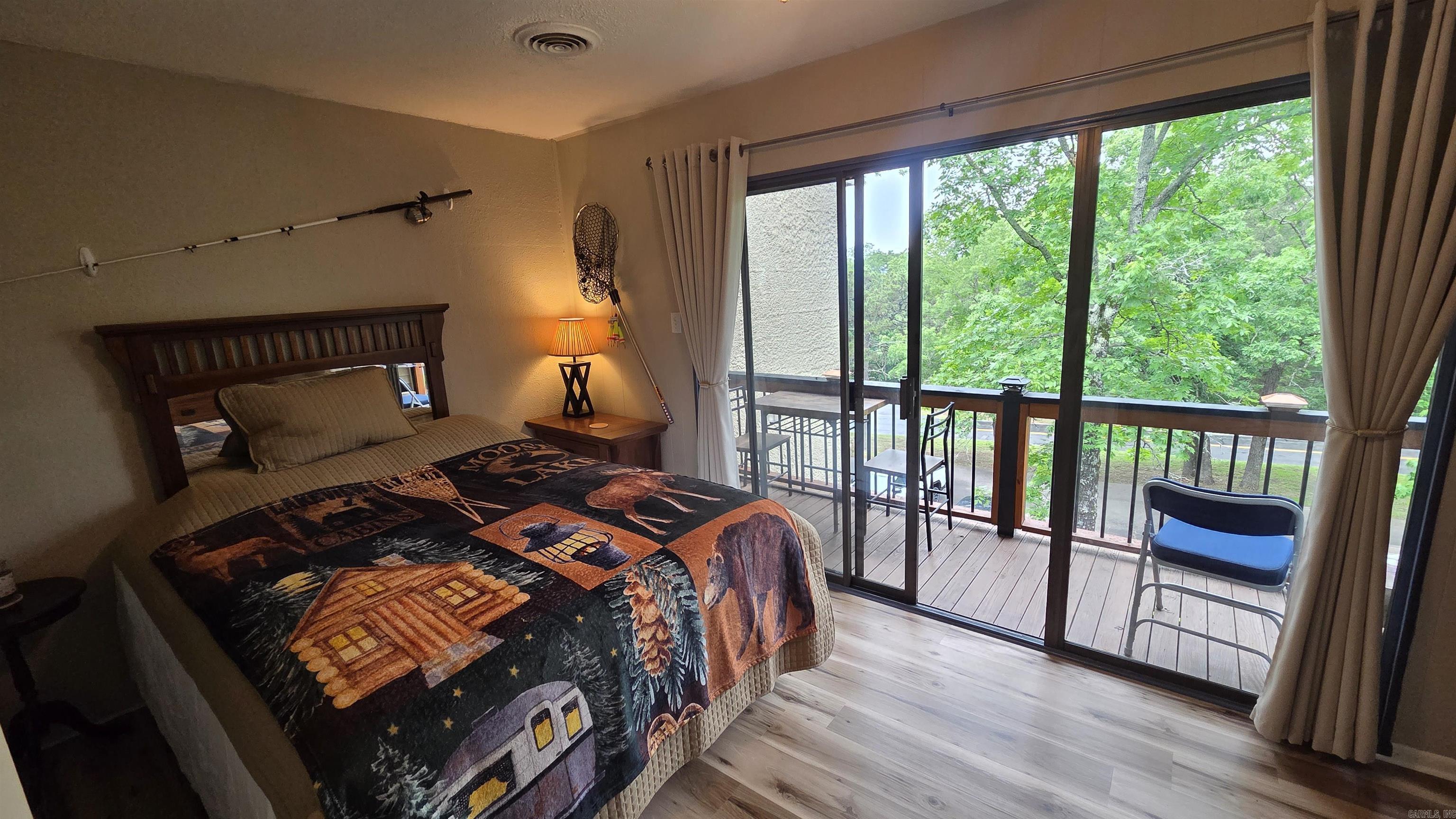 CHELSEA GLADE CONDO - Residential
