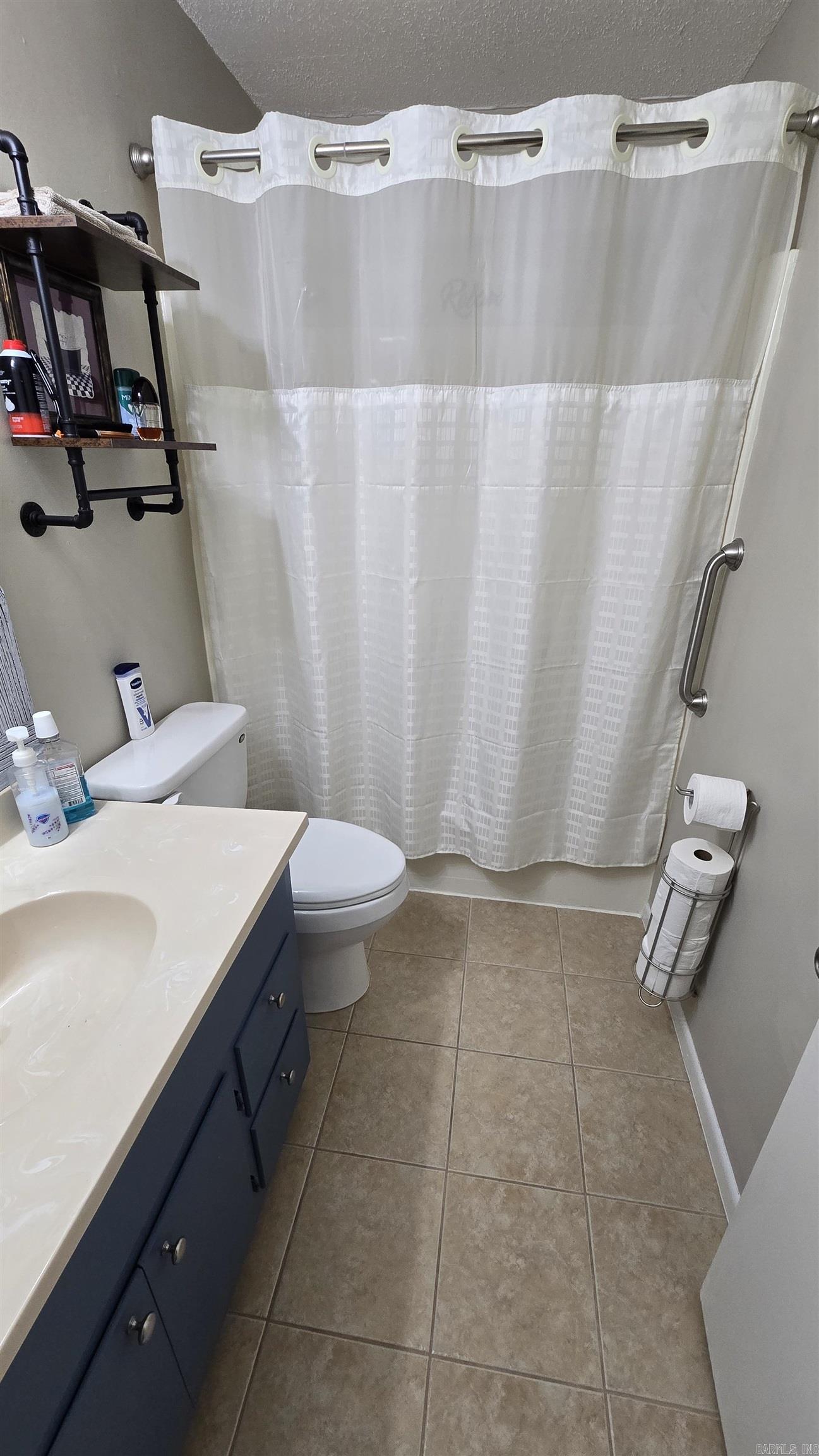 CHELSEA GLADE CONDO - Residential