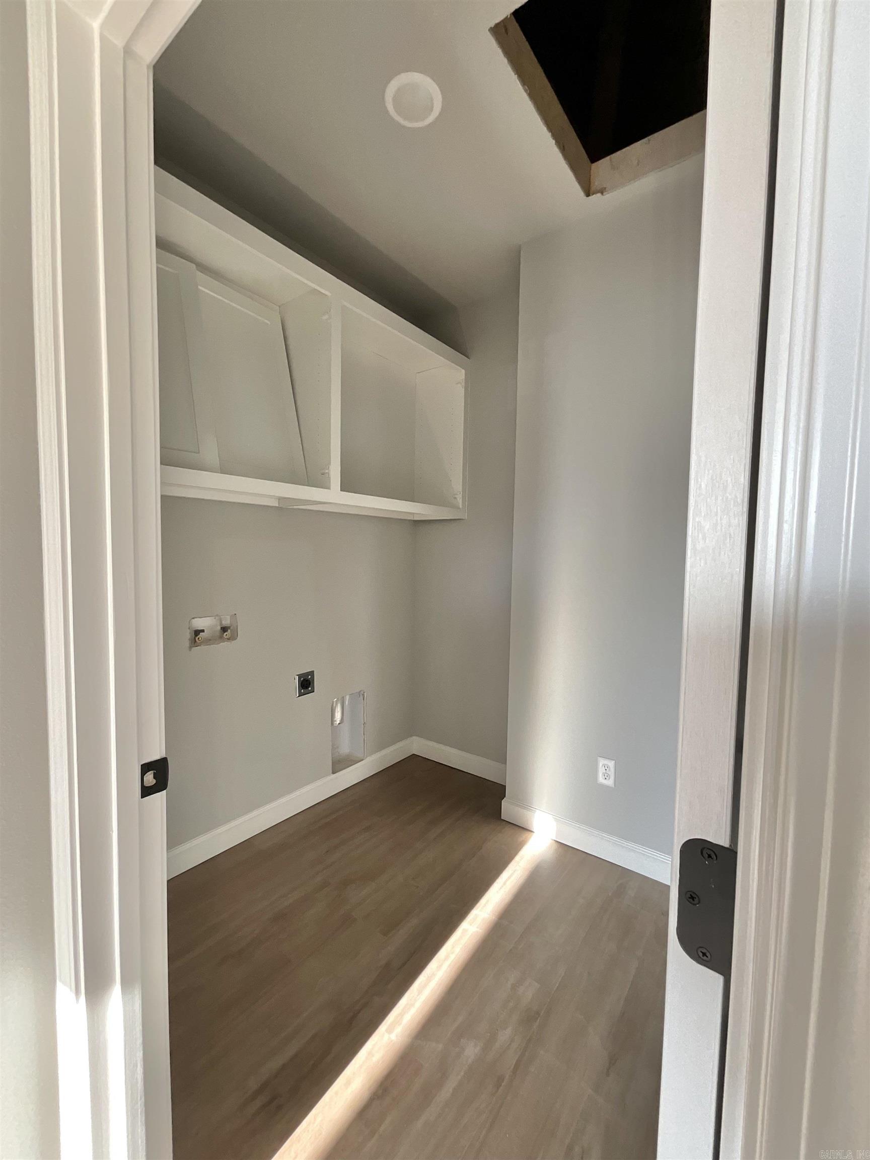 Dickinson - Residential