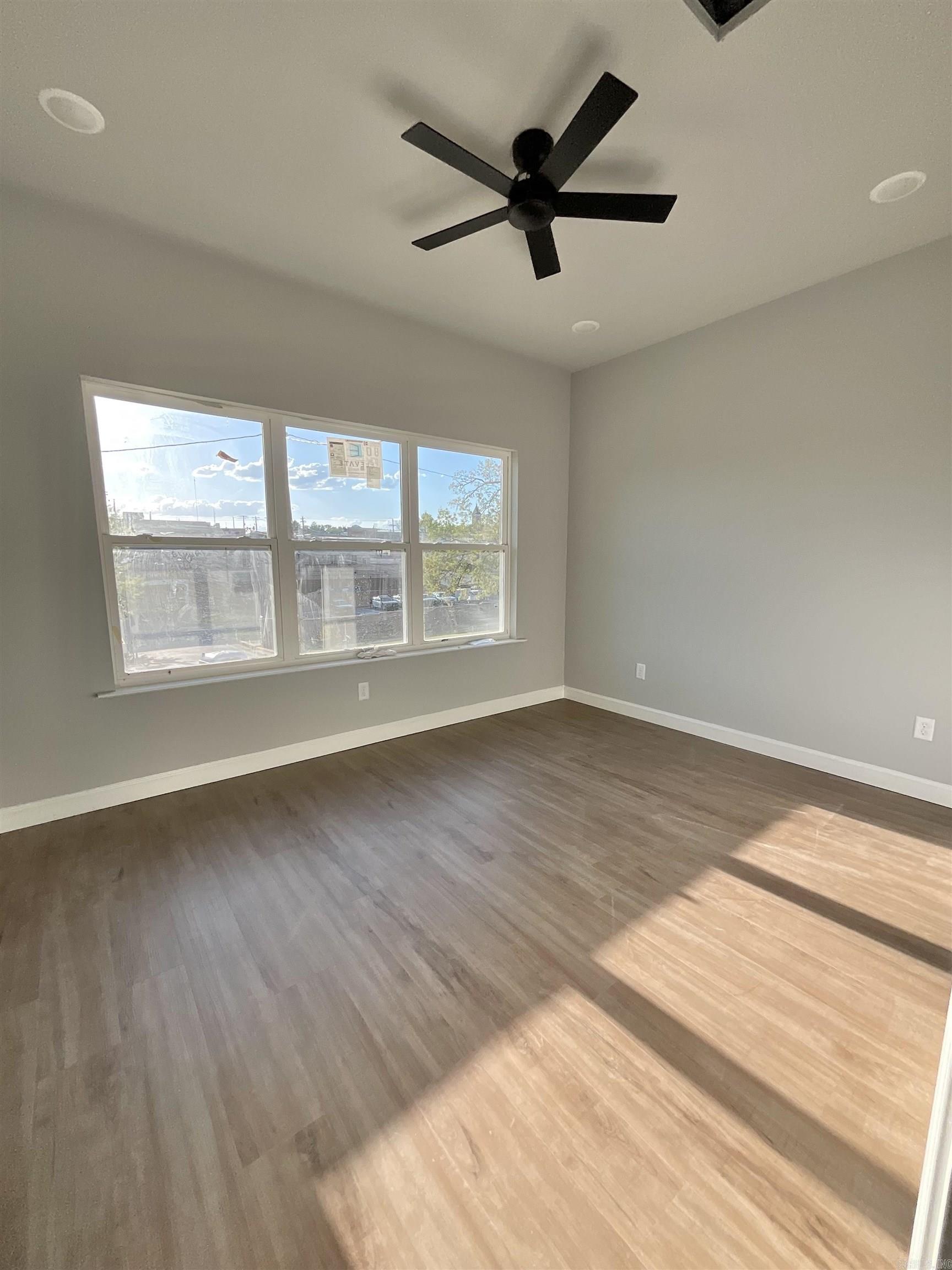 Dickinson - Residential