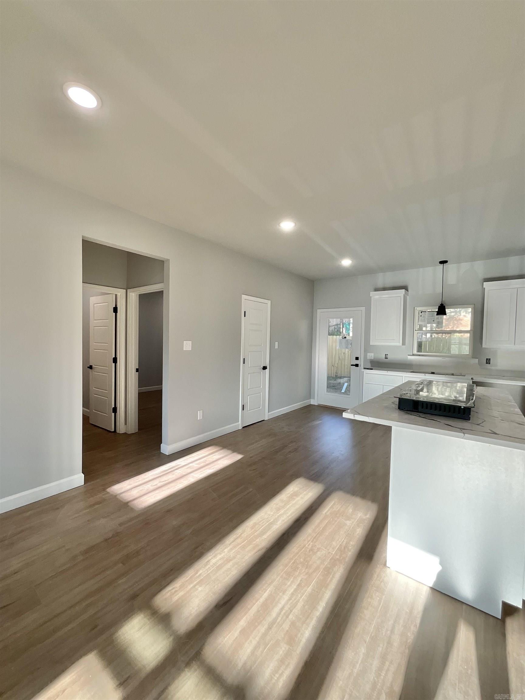 Dickinson - Residential