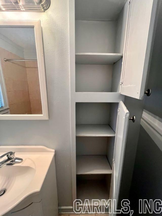 Mountain Oaks - Residential