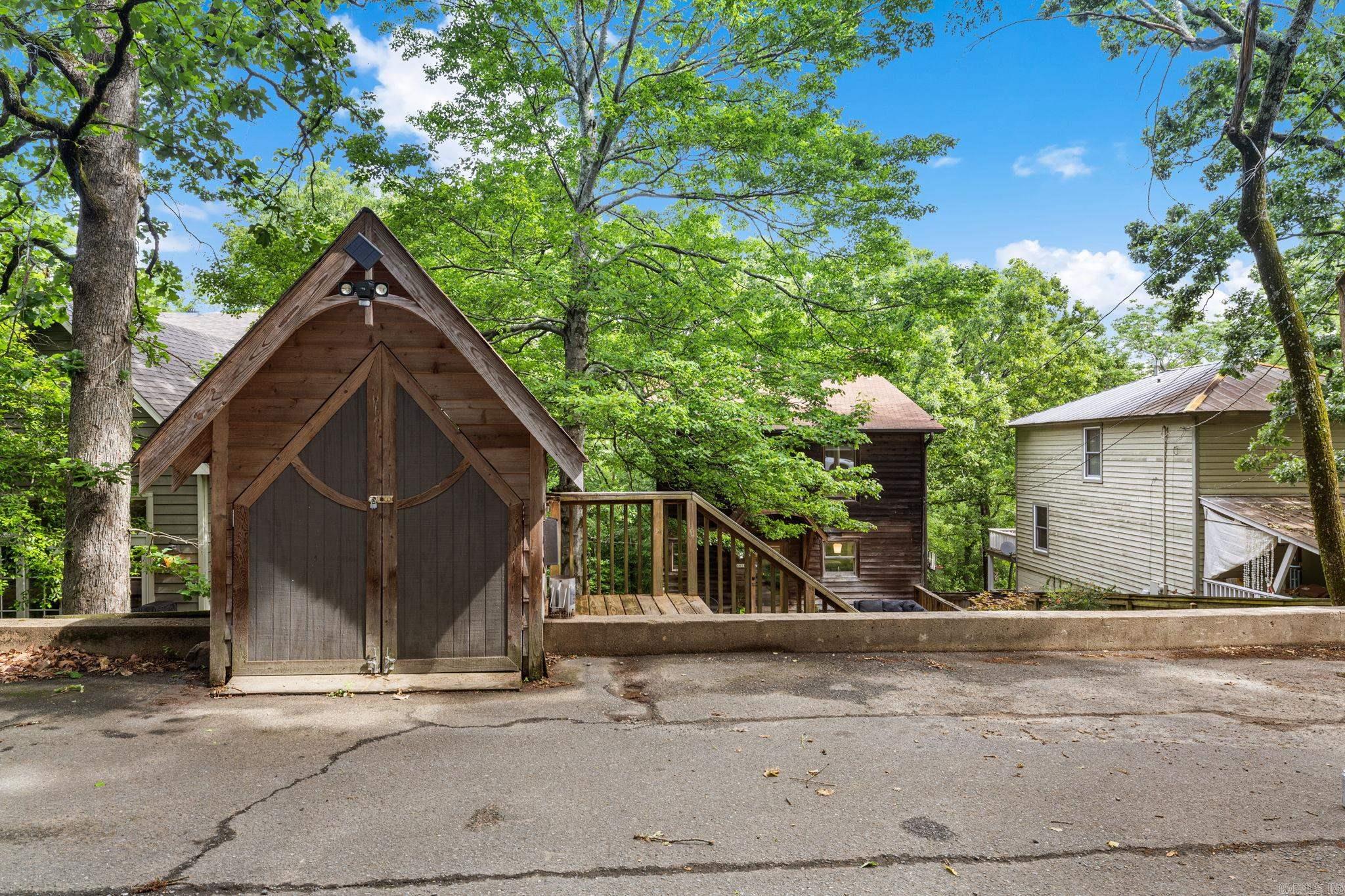 Hill Crest - Residential