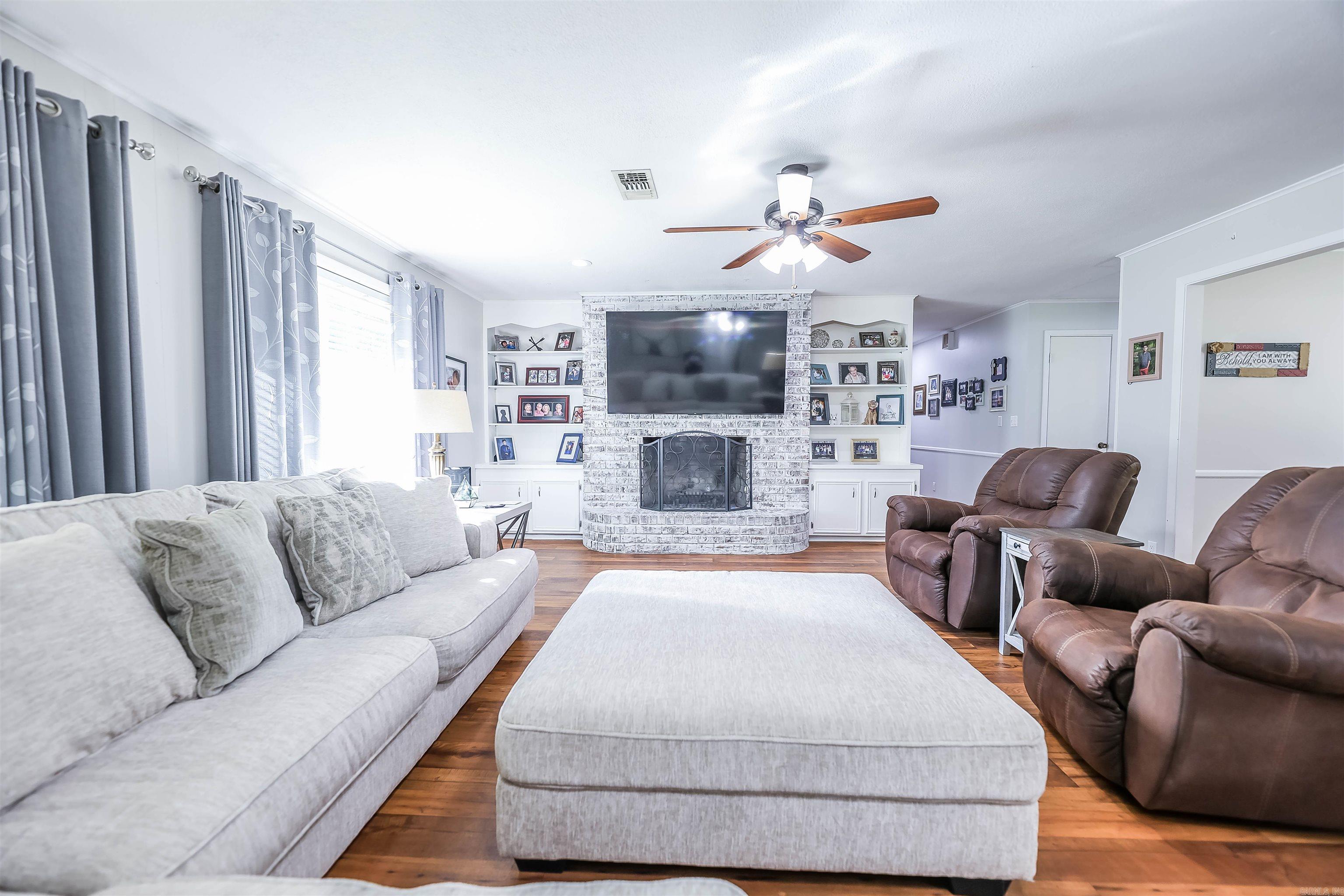 PARKERS CHAPEL - Residential