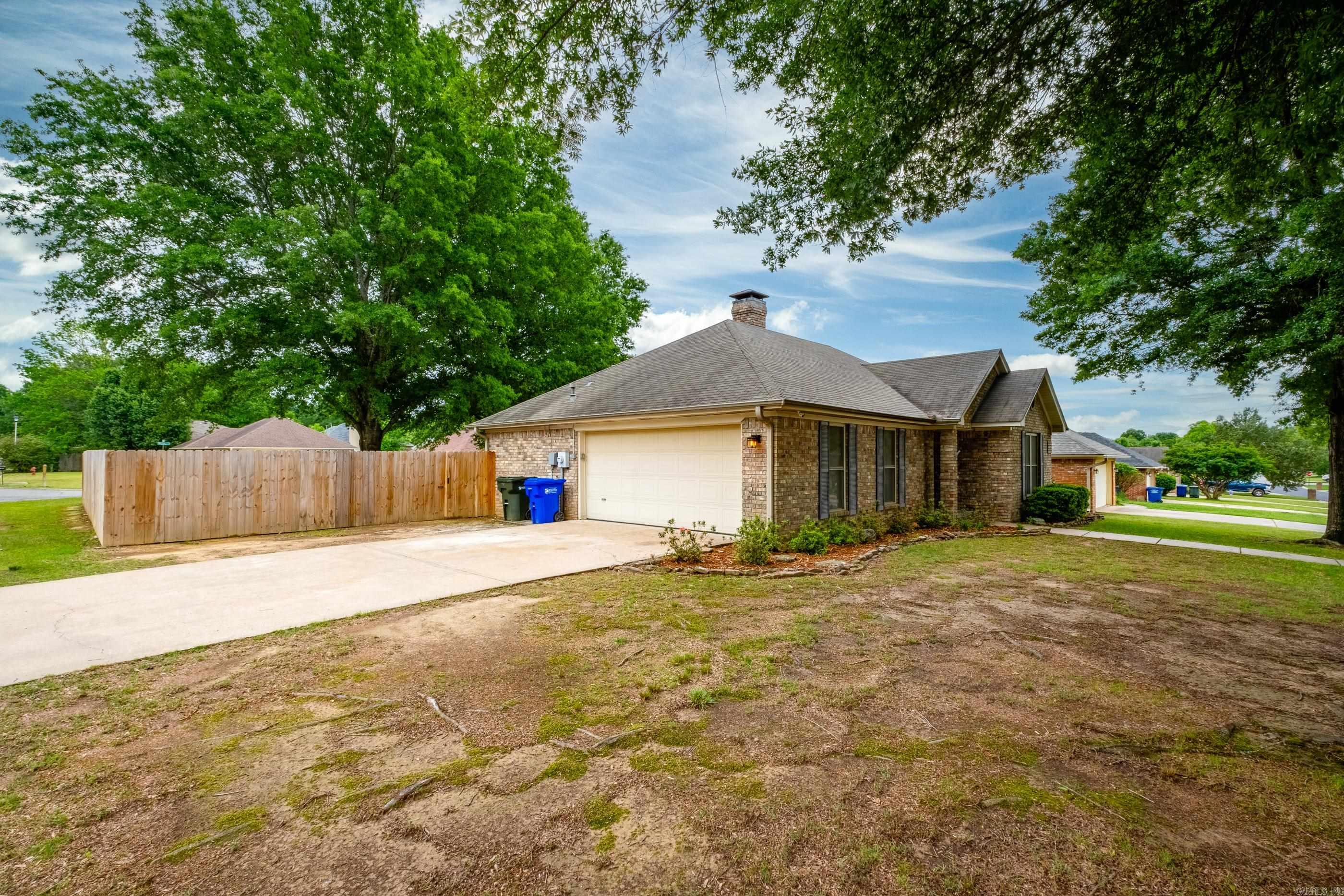 KRYSTAL KREEK - Residential