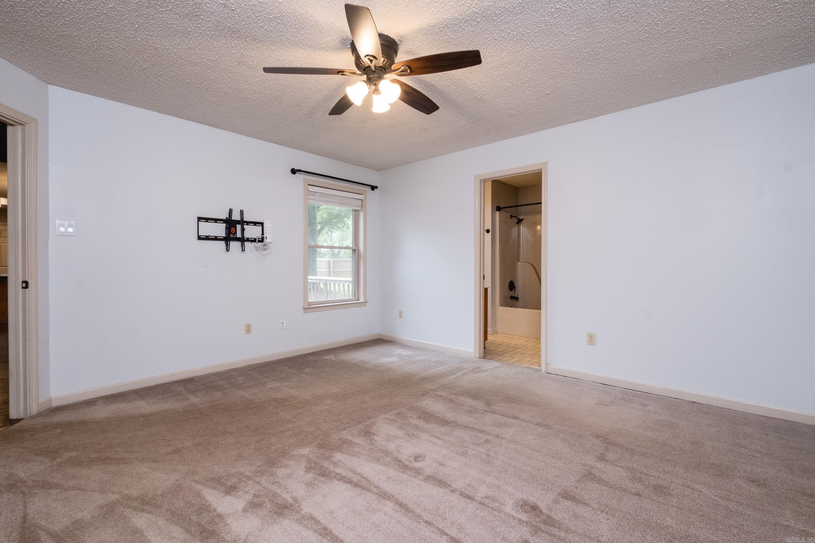 KRYSTAL KREEK - Residential