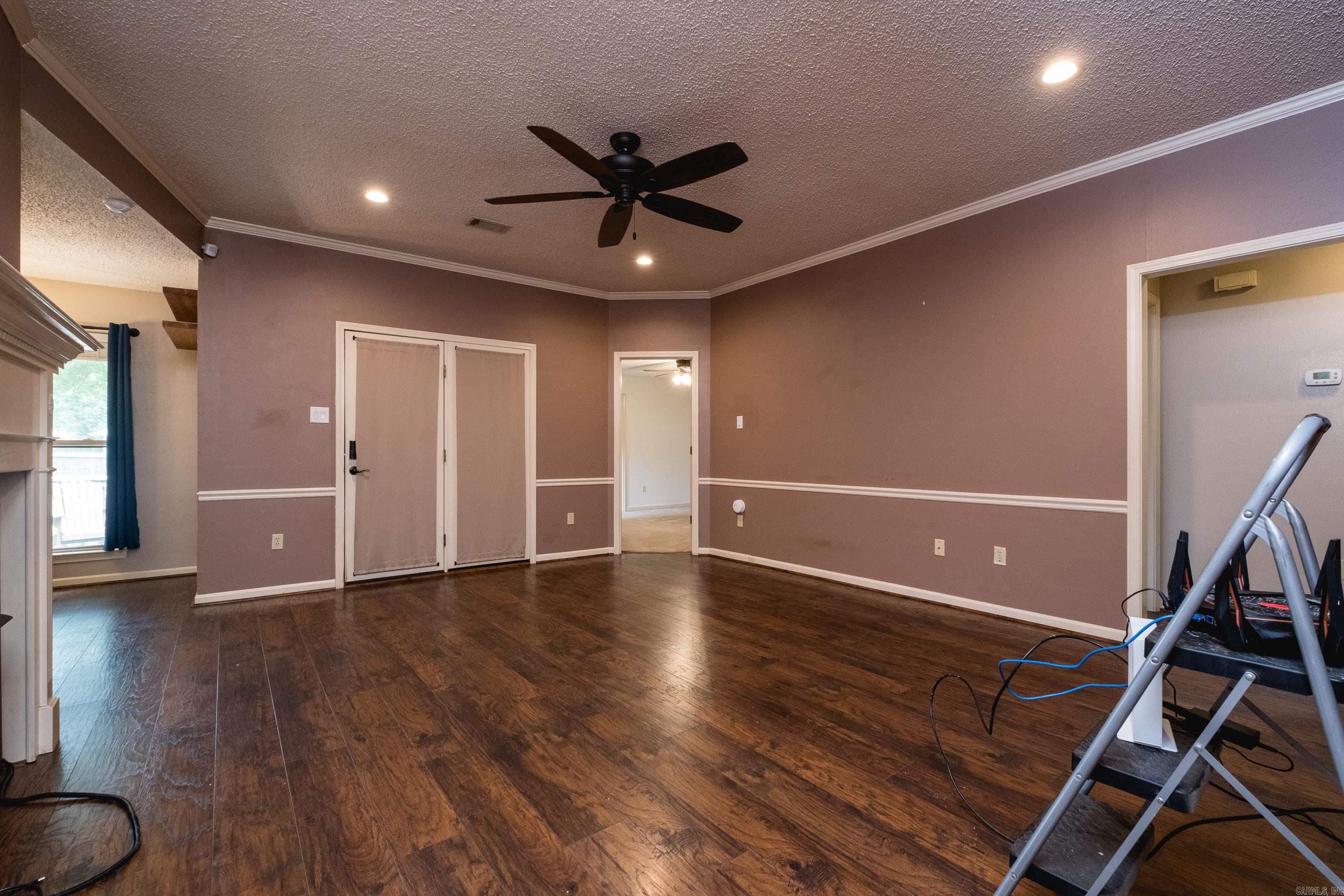 KRYSTAL KREEK - Residential