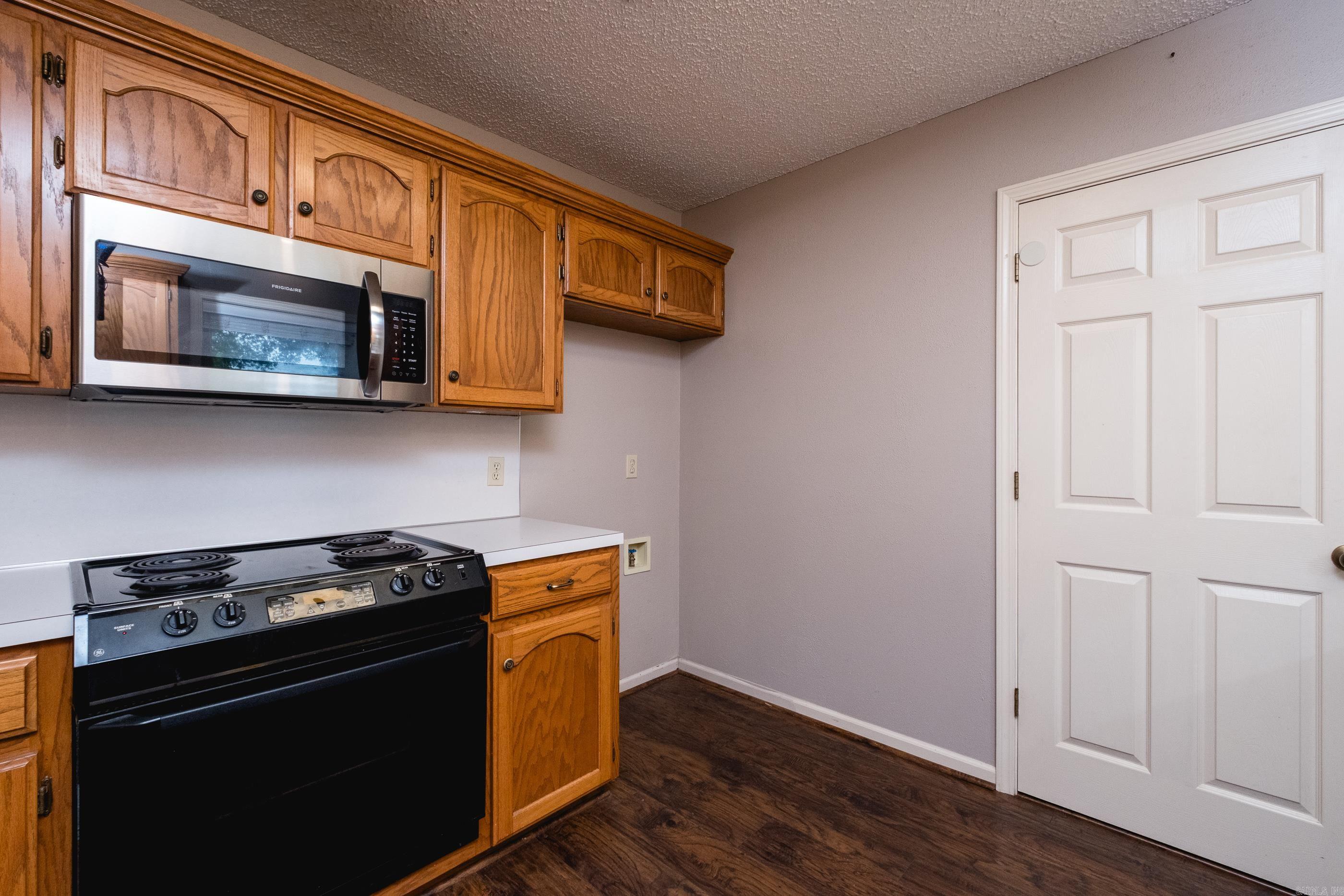 KRYSTAL KREEK - Residential