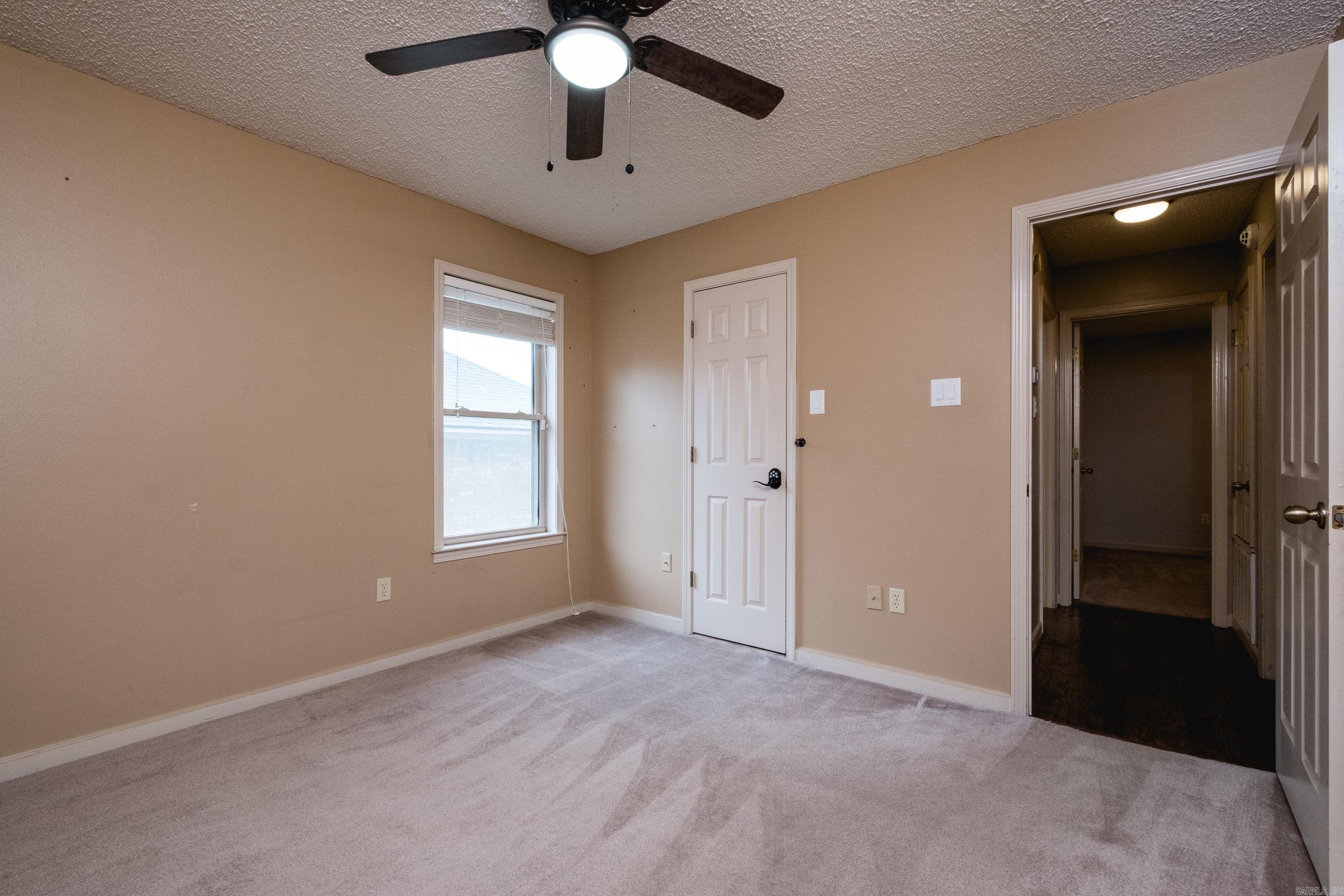 KRYSTAL KREEK - Residential