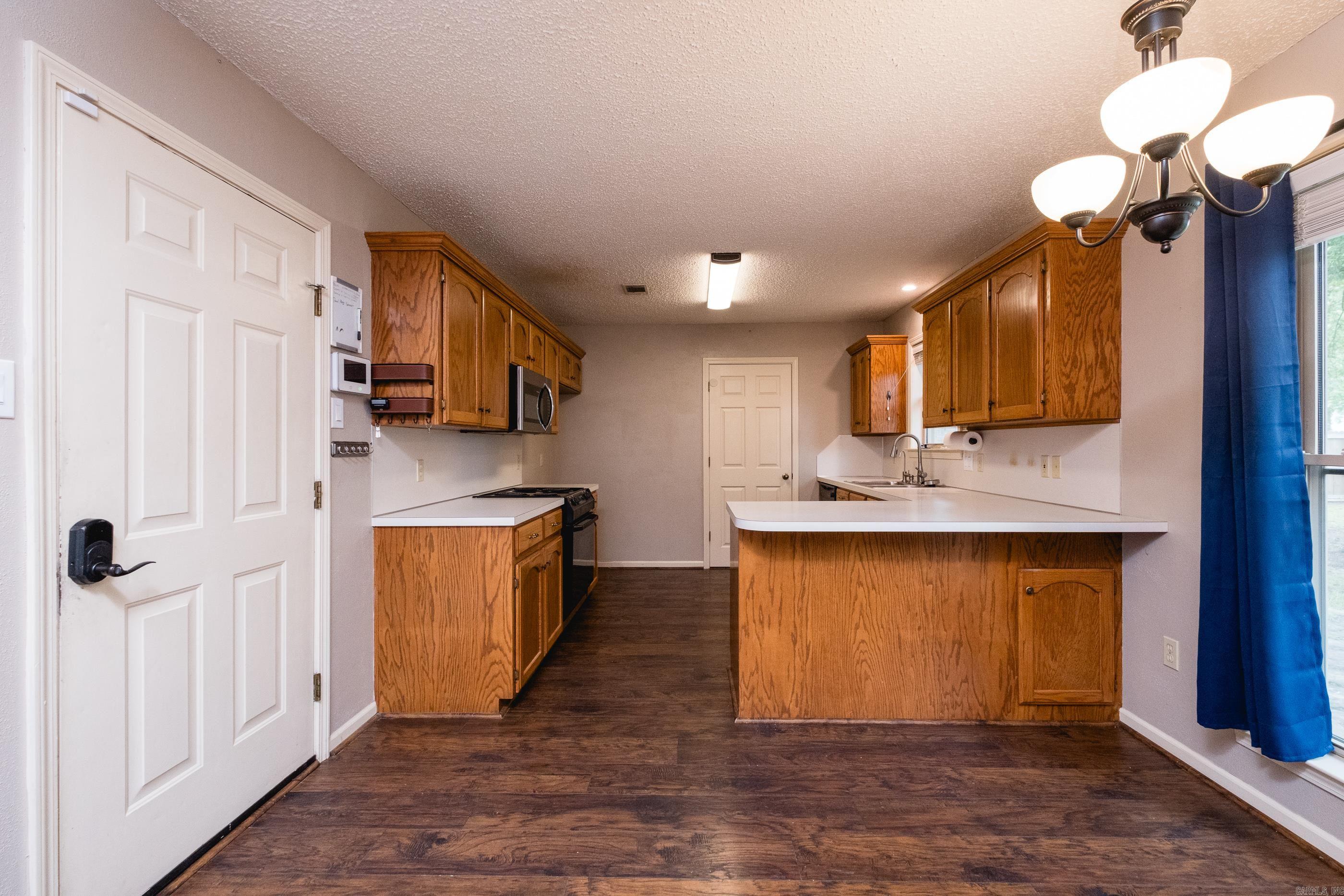 KRYSTAL KREEK - Residential