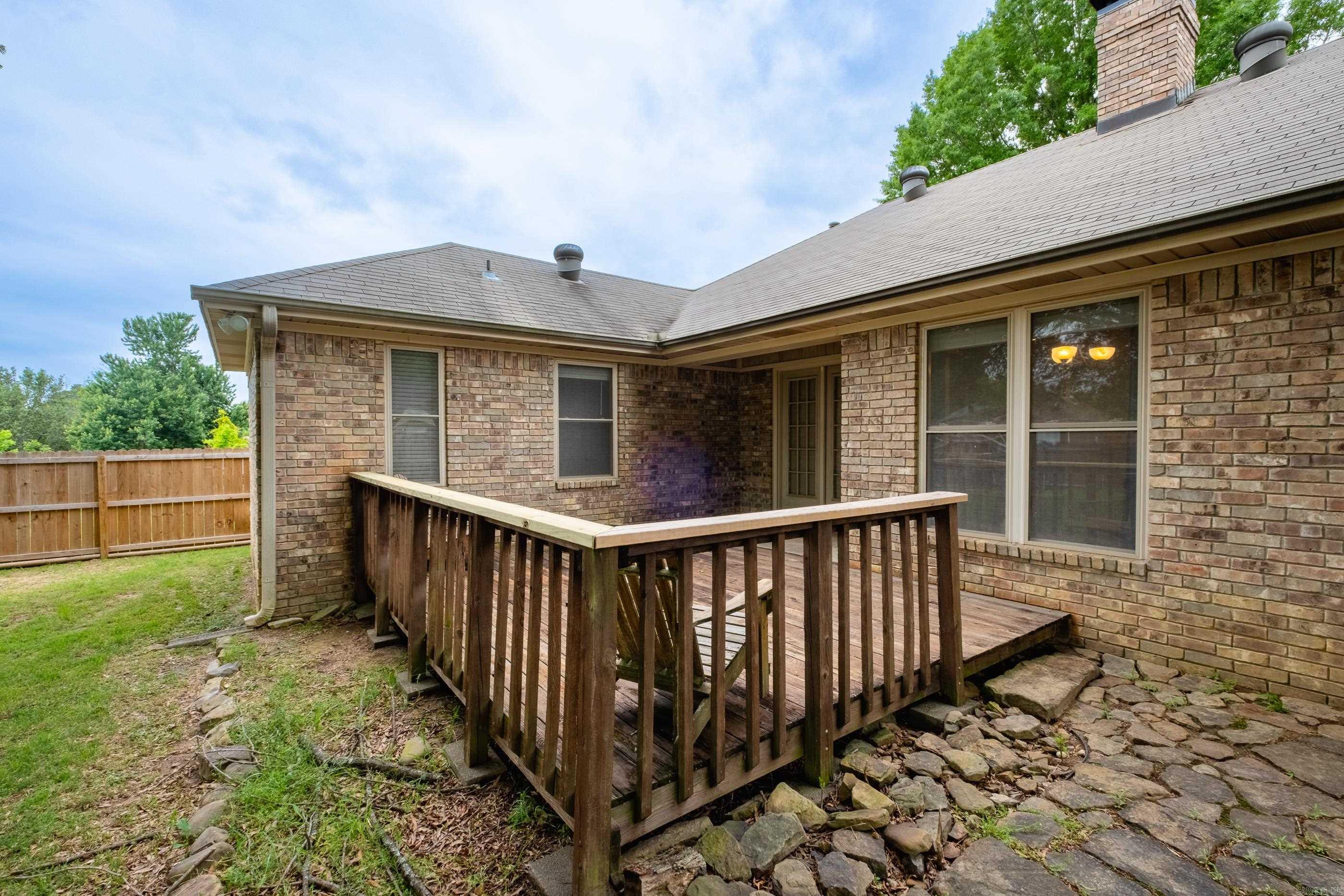 KRYSTAL KREEK - Residential