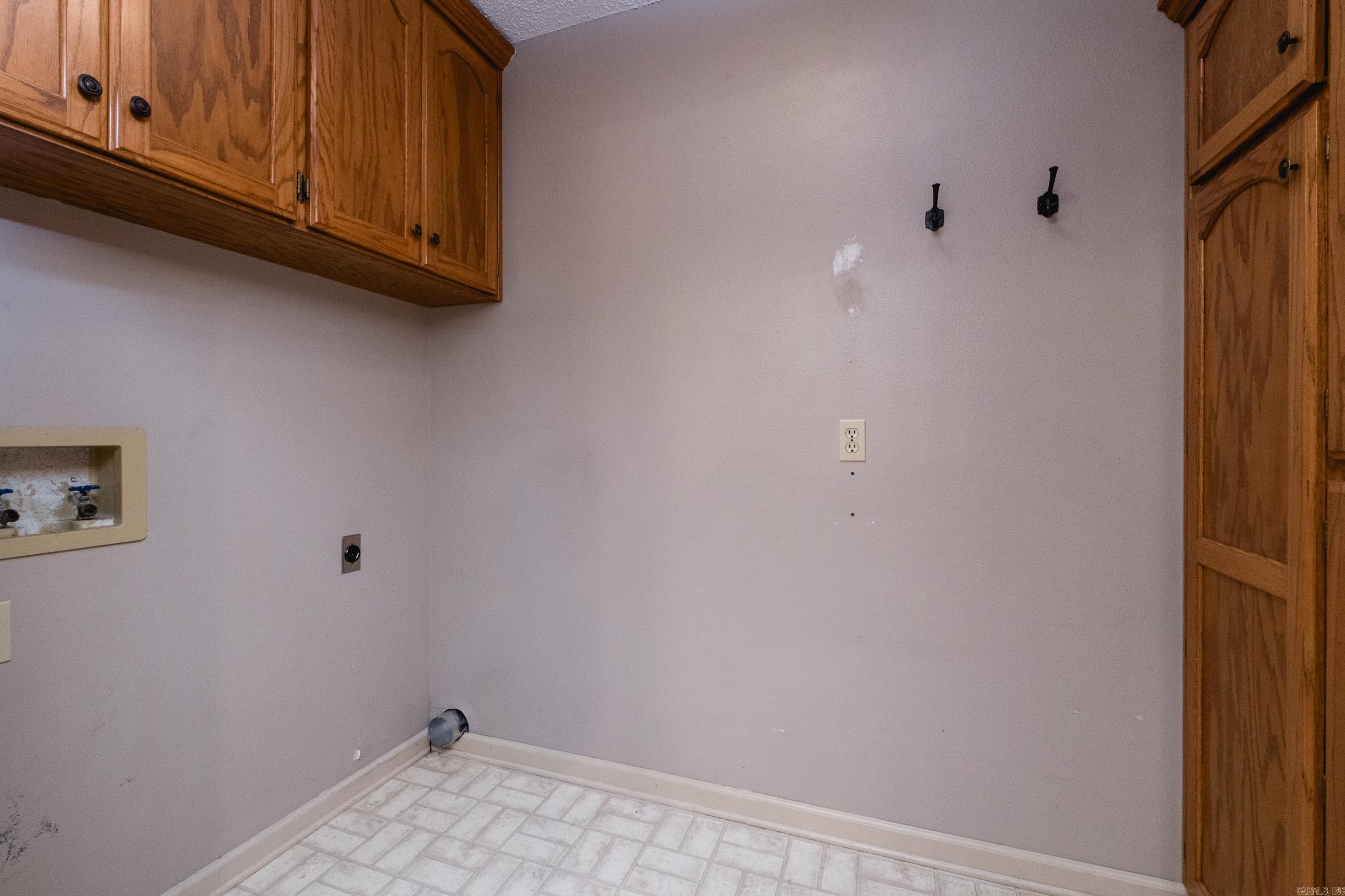 KRYSTAL KREEK - Residential