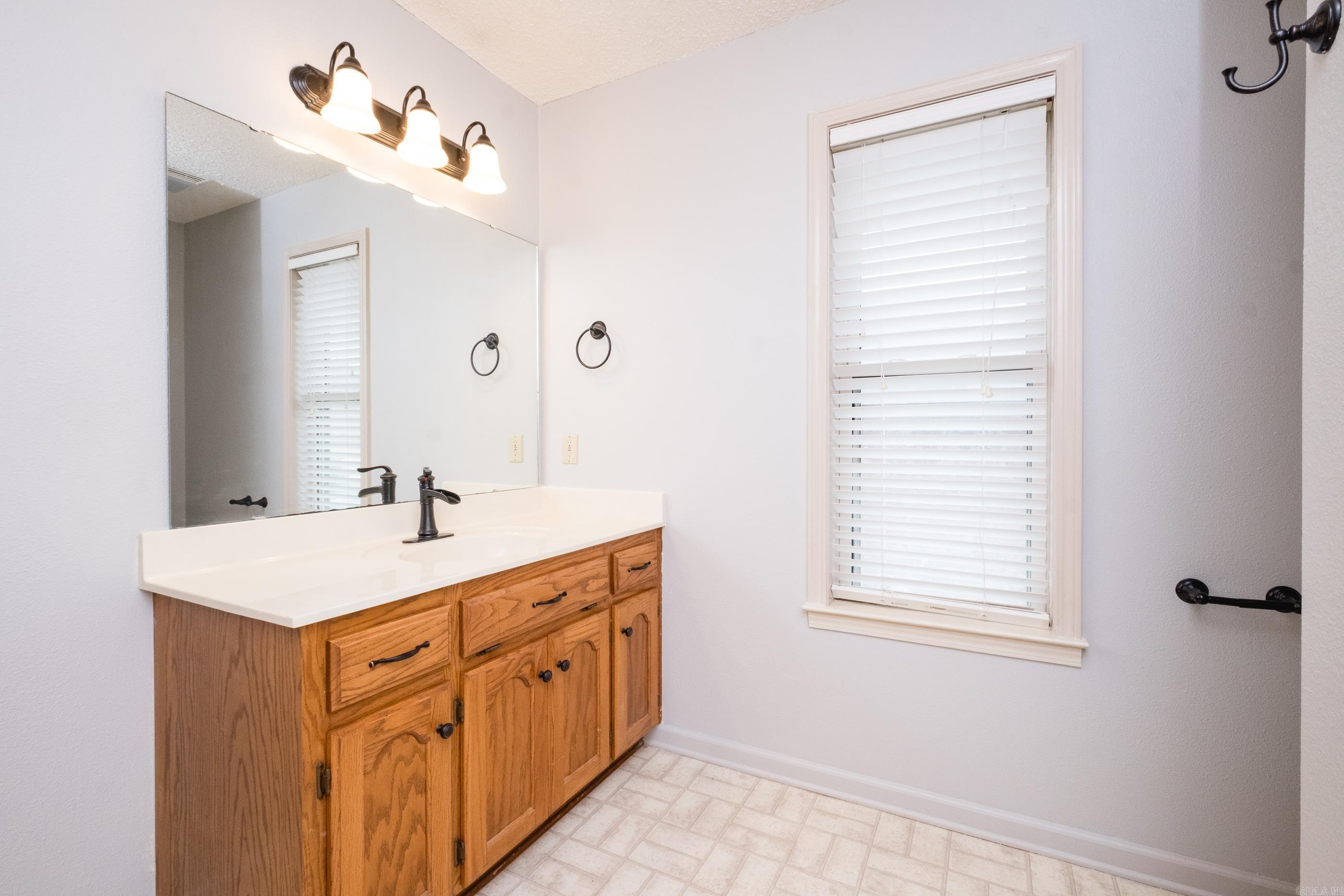 KRYSTAL KREEK - Residential