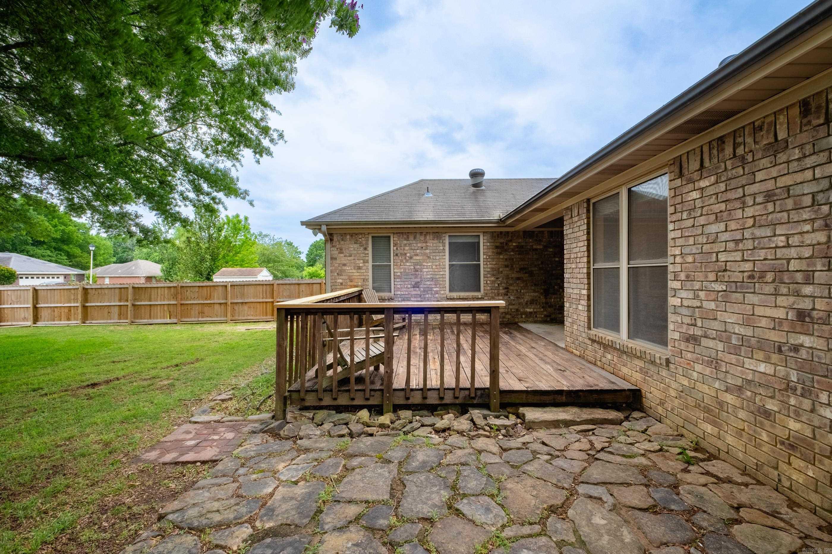 KRYSTAL KREEK - Residential