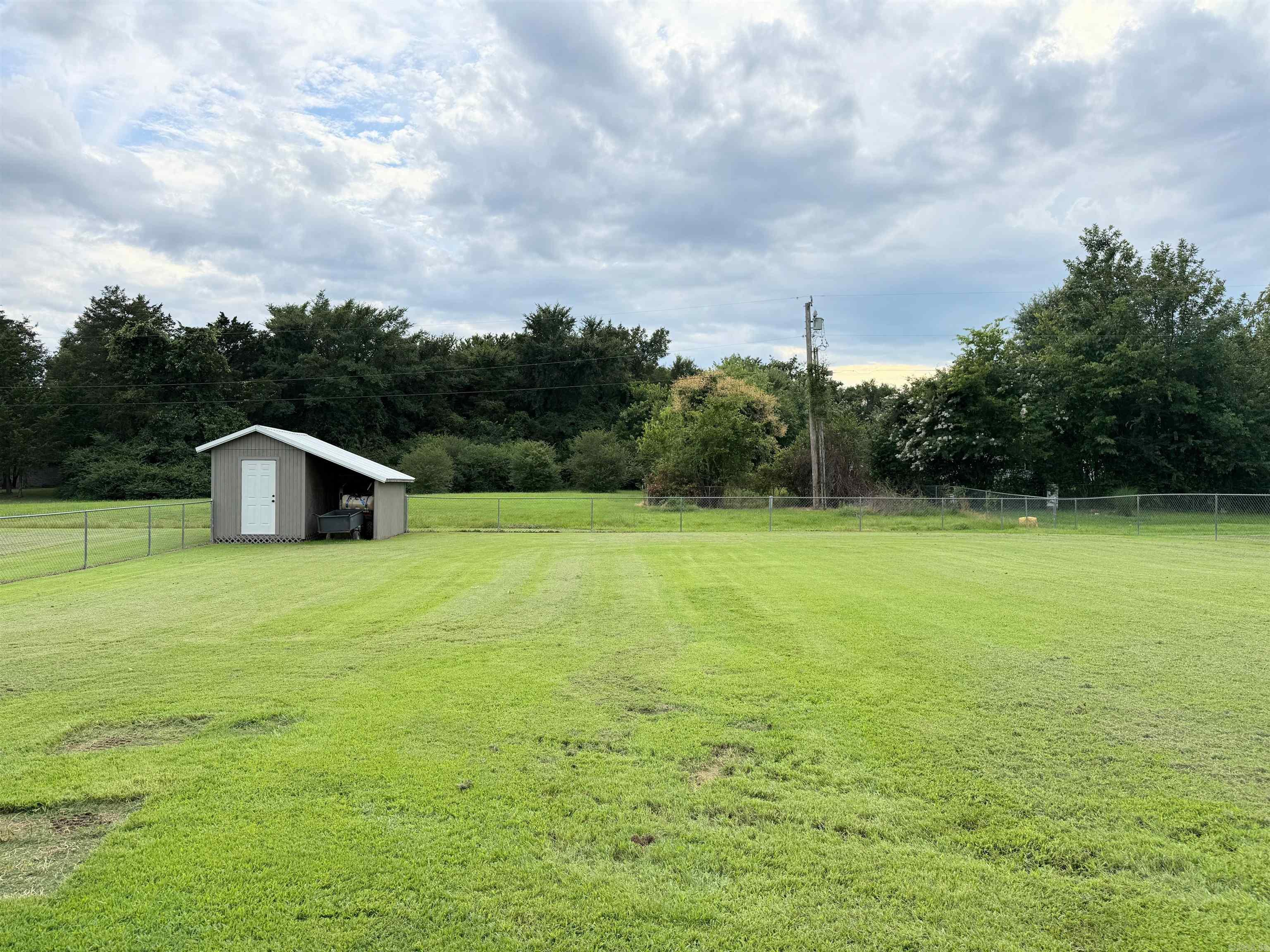 MEADOW WOOD ESTATES - Residential