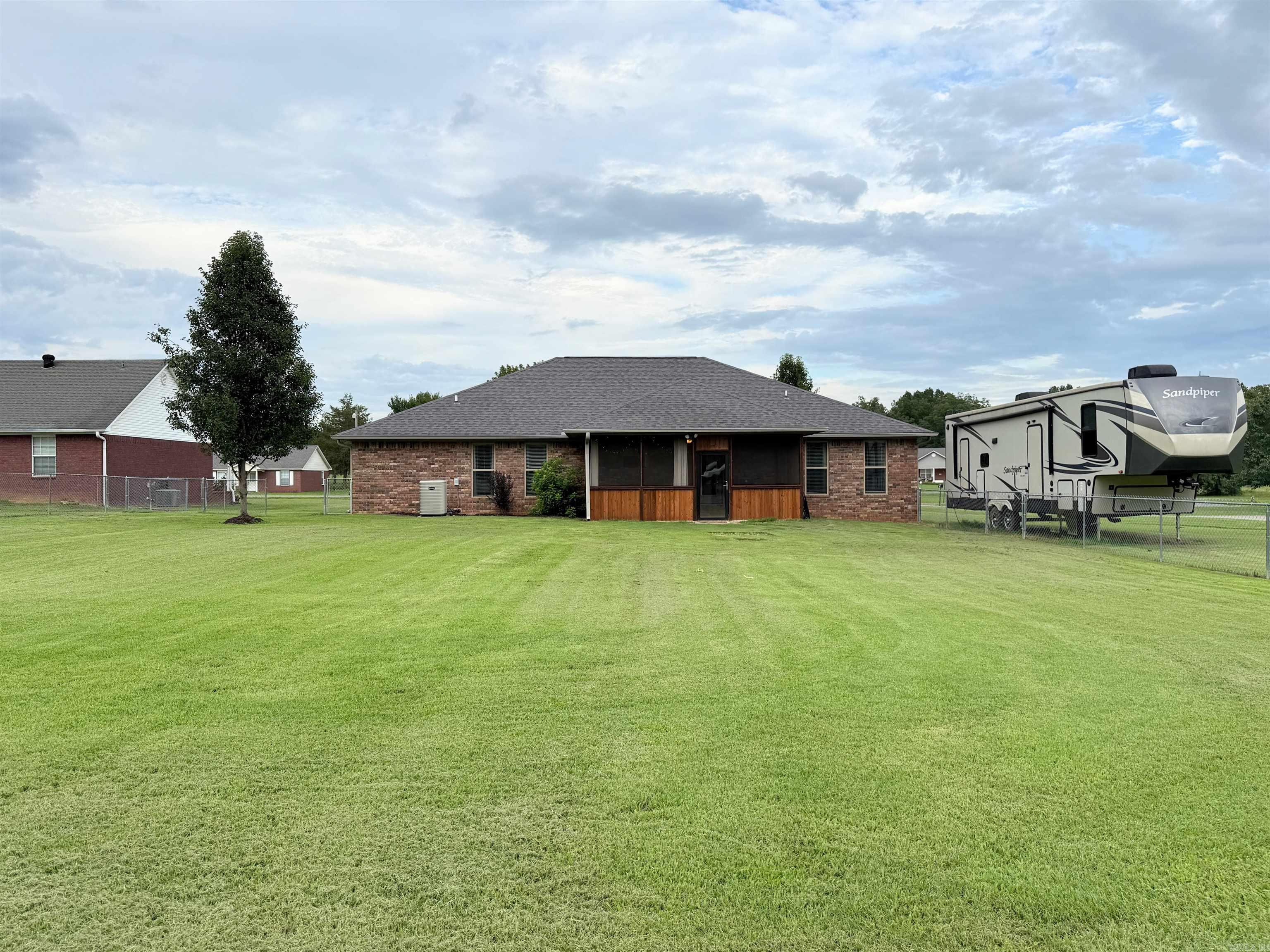 MEADOW WOOD ESTATES - Residential