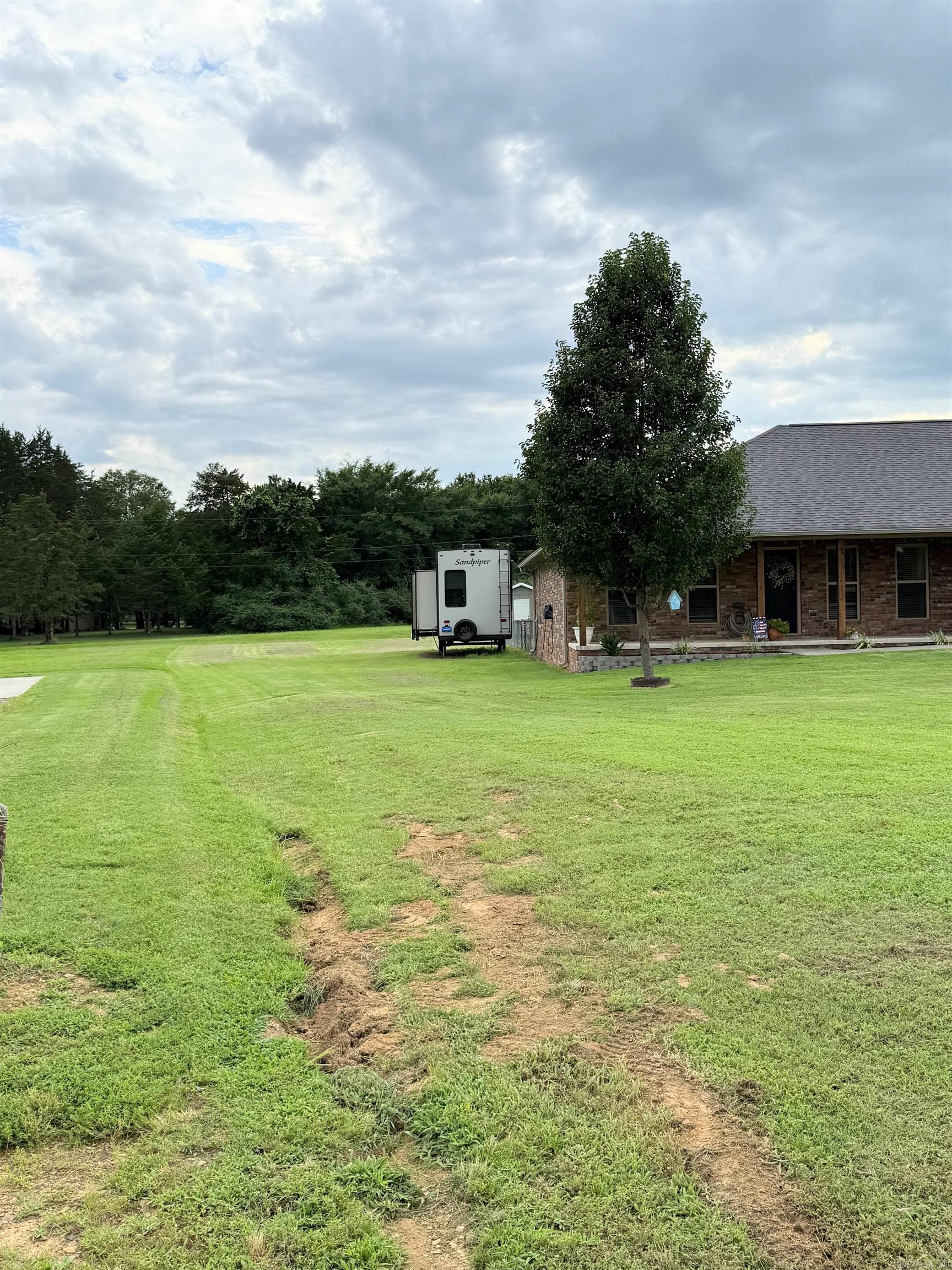 MEADOW WOOD ESTATES - Residential