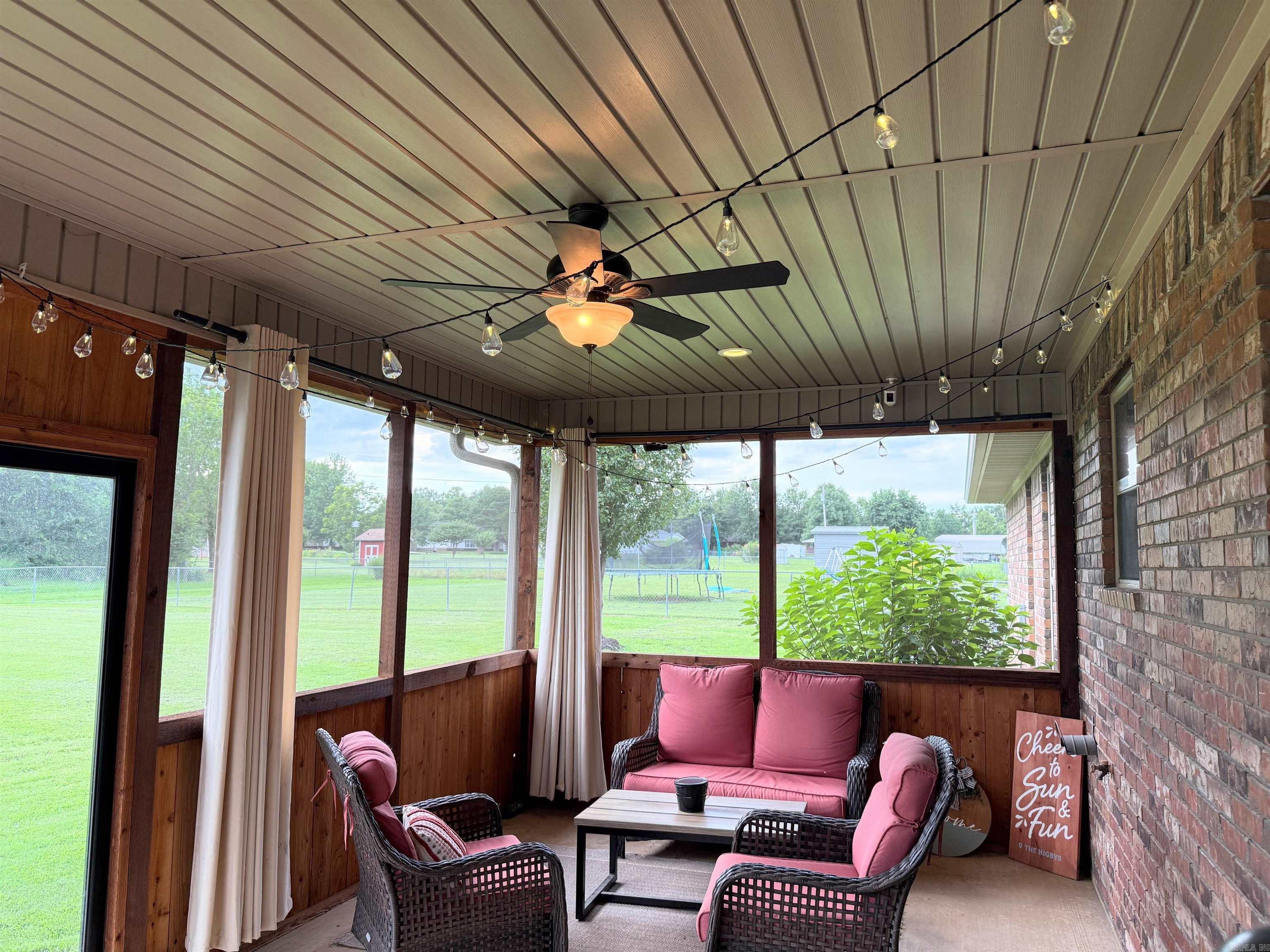 MEADOW WOOD ESTATES - Residential