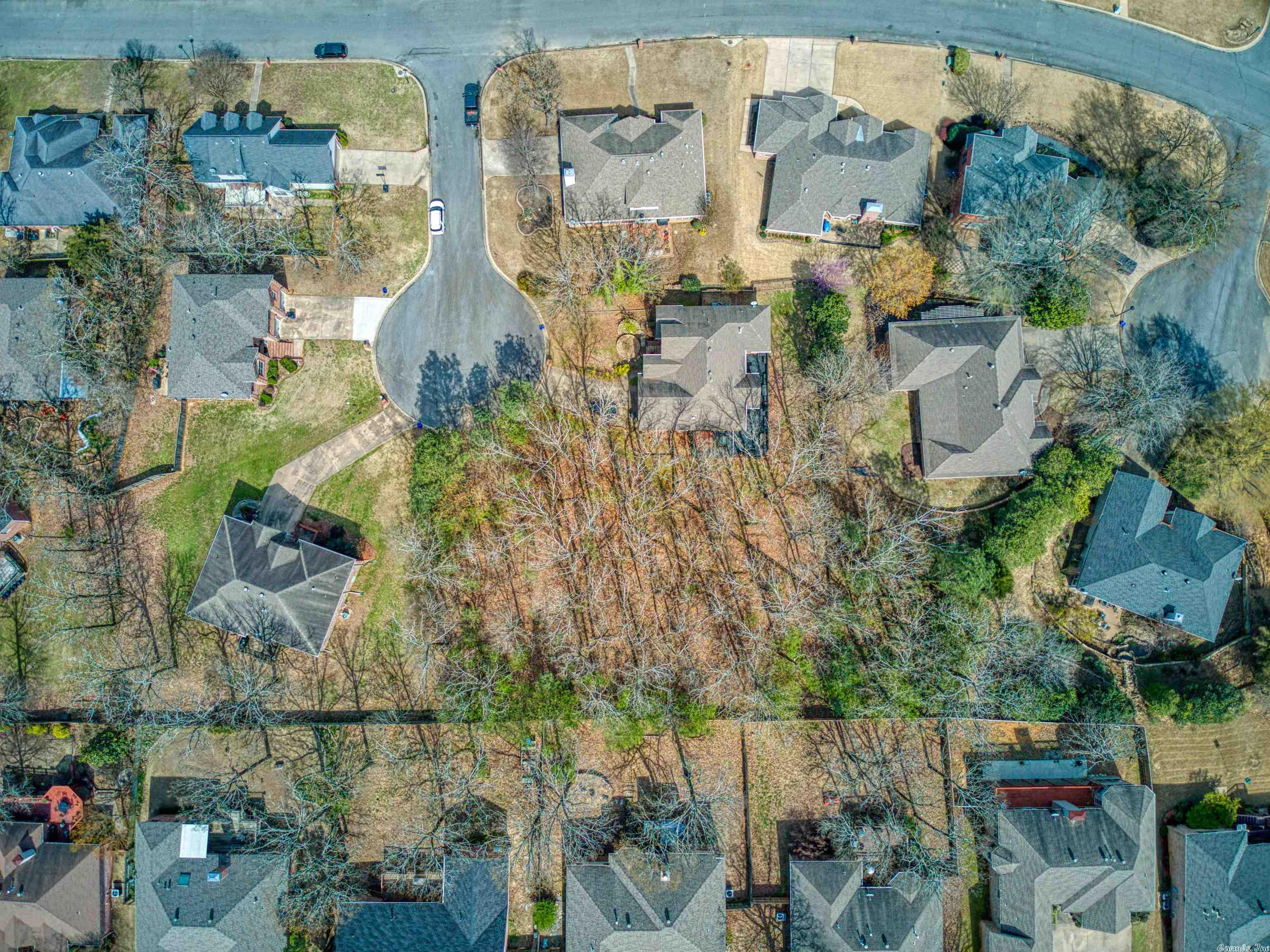 COUNTRY CLUB OF ARK THE - Land