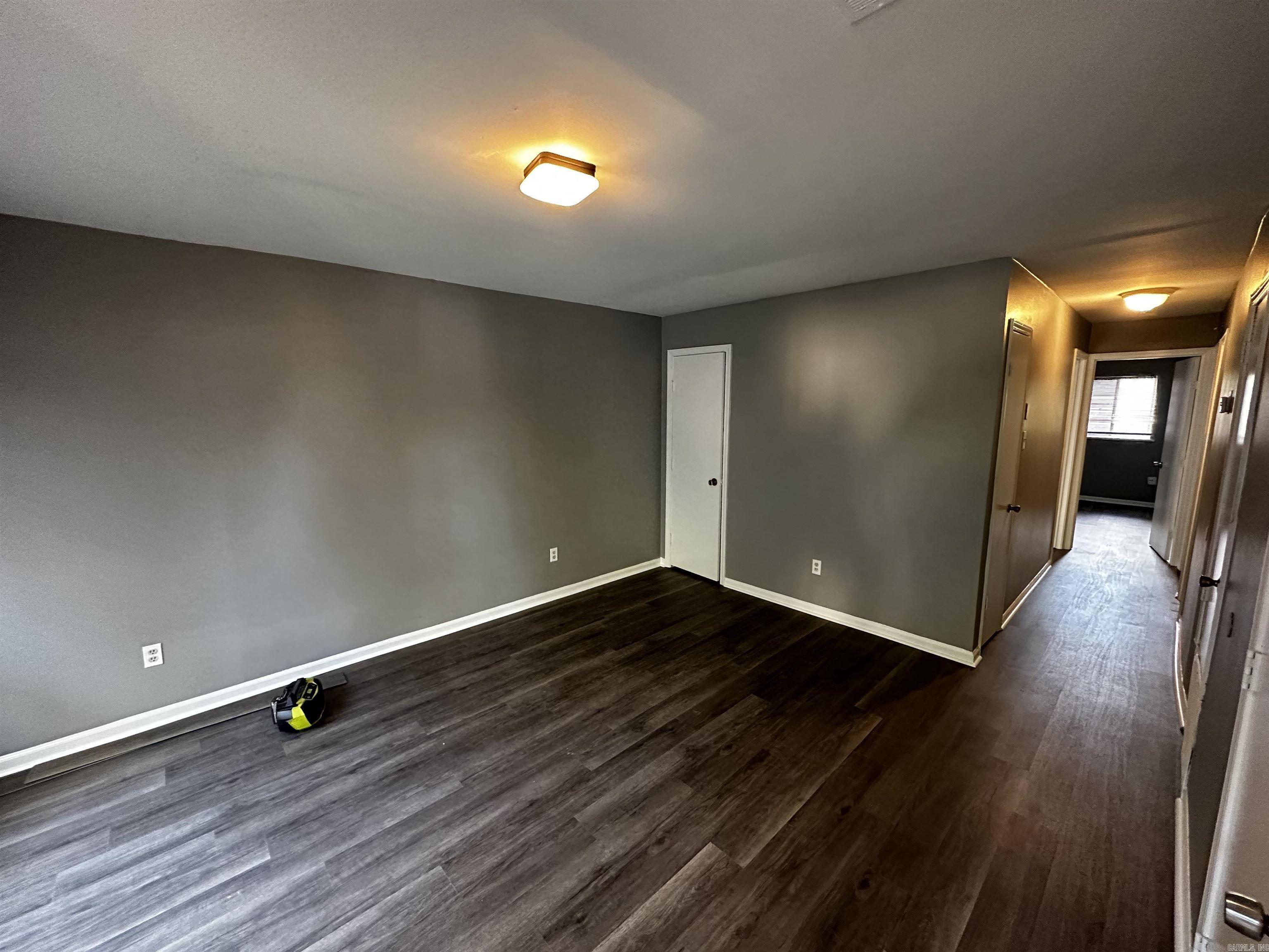 BARROW JOHN - Residential